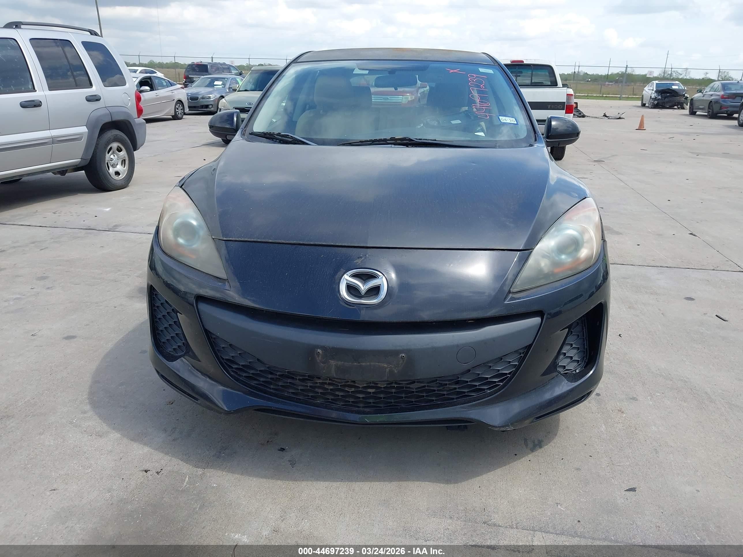 2013 Mazda Mazda3 I Touring Black vin: JM1BL1L77D1708146