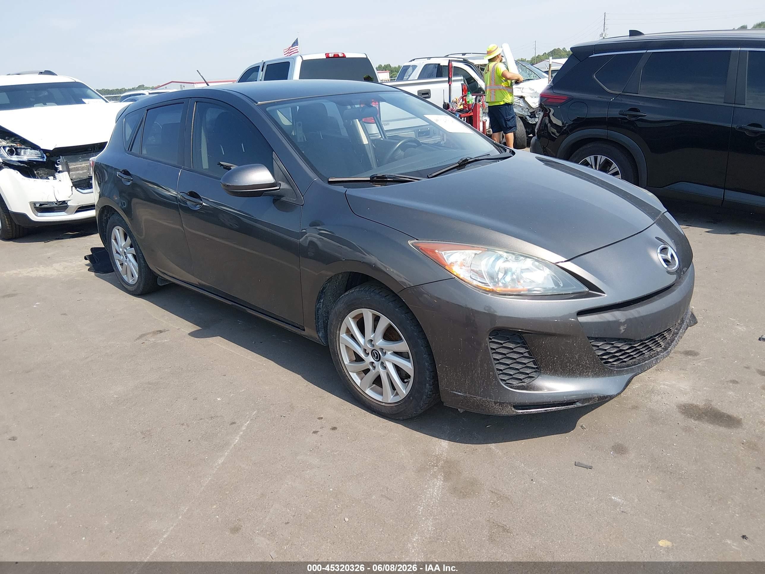 2013 Mazda Mazda3 I Touring Gray vin: JM1BL1L77D1747433