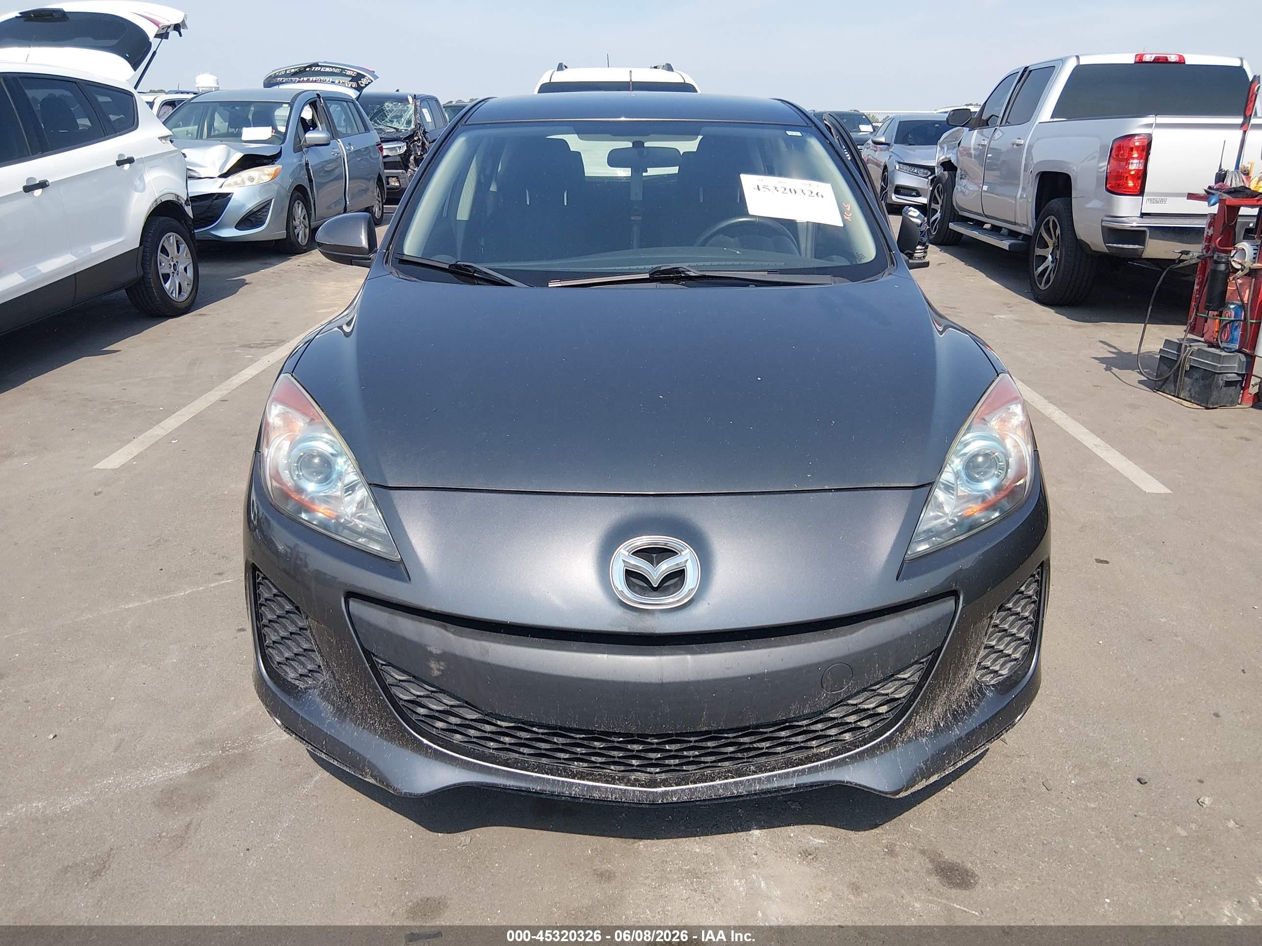 2013 Mazda Mazda3 I Touring Gray vin: JM1BL1L77D1747433