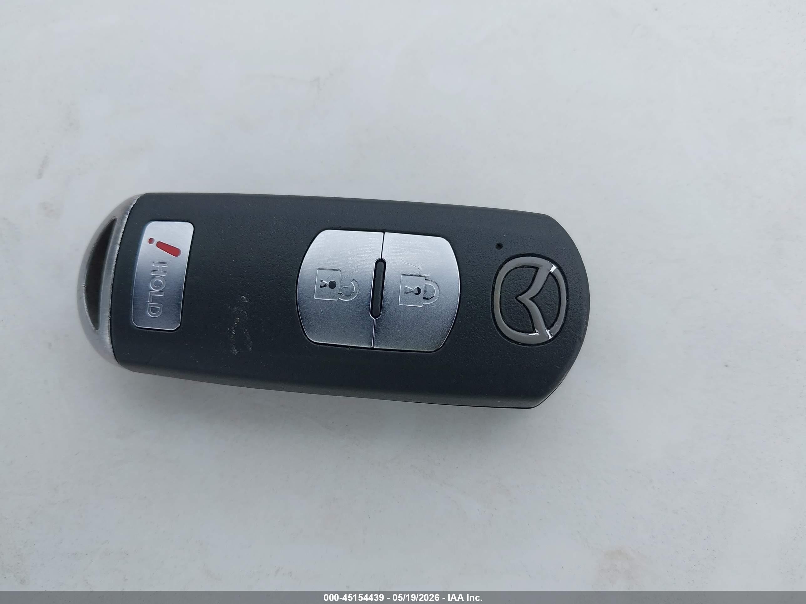2013 Mazda Mazda3 I Touring Черный vin: JM1BL1L77D1817674