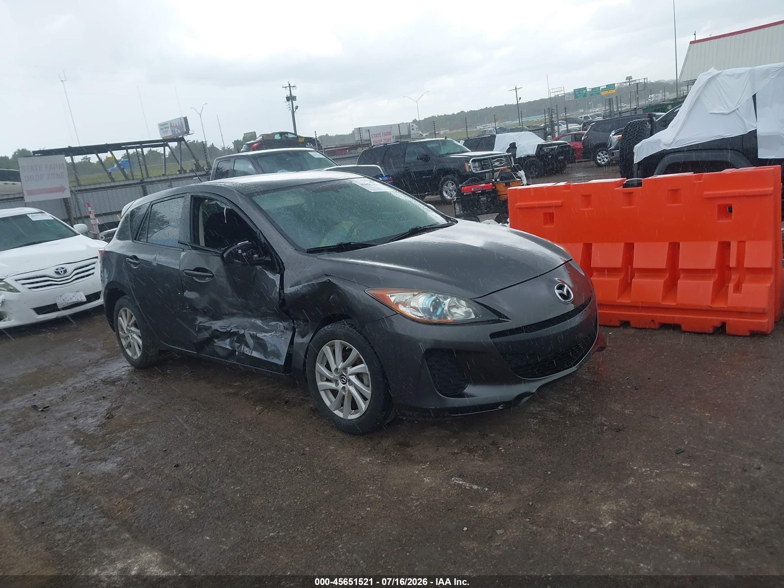 2013 Mazda Mazda3 I Touring Silver vin: JM1BL1L78D1737459