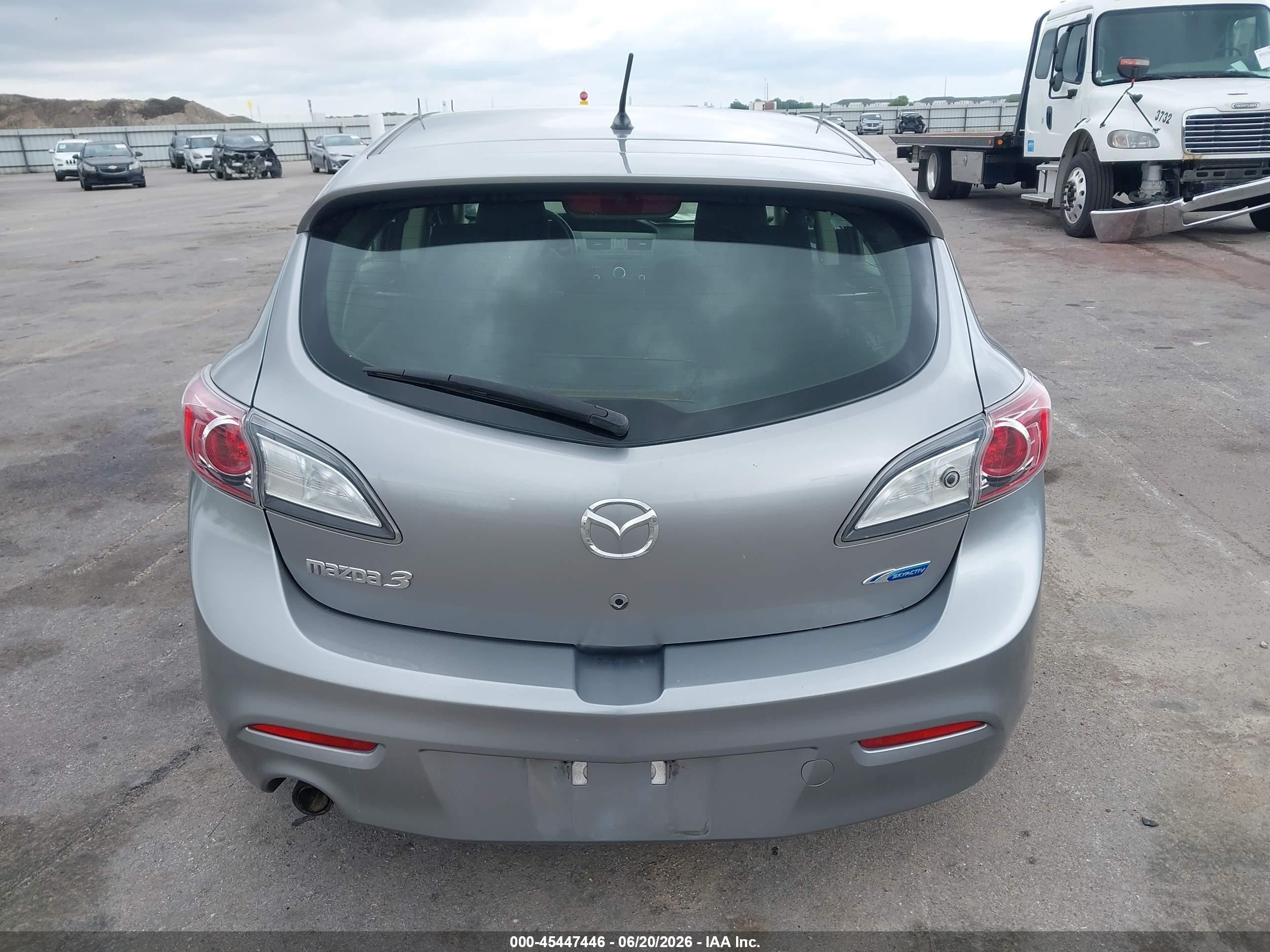 2013 Mazda Mazda3 I Touring Gray vin: JM1BL1L79D1722257