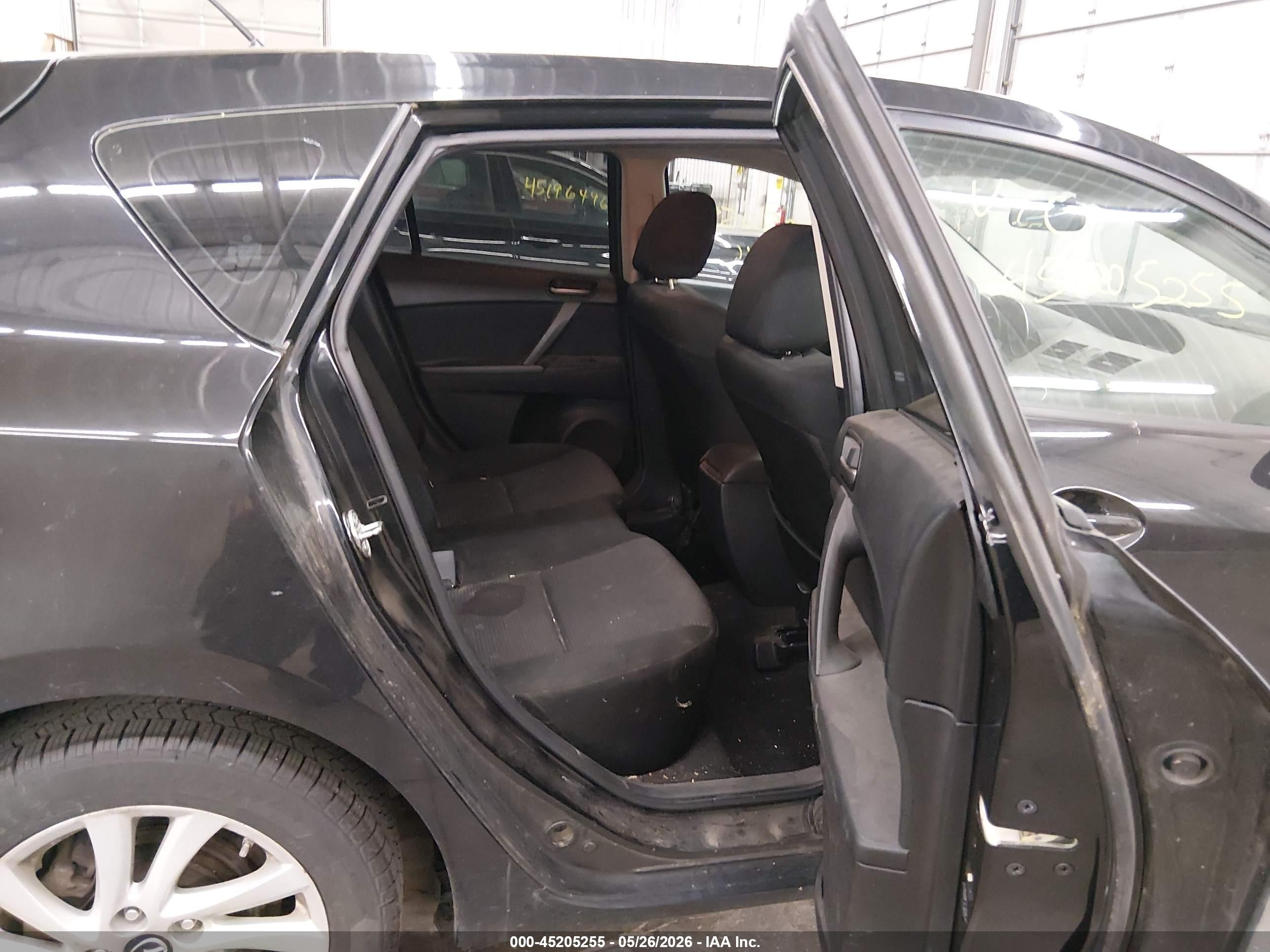 2013 Mazda Mazda3 I Touring Black vin: JM1BL1L79D1822066