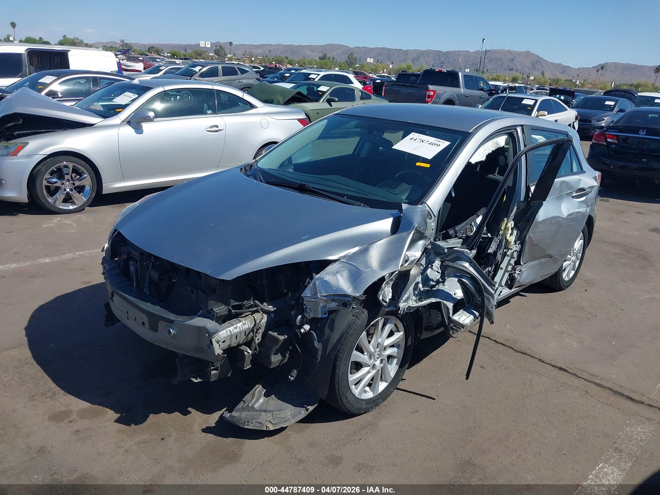 2012 Mazda Mazda3 I Touring Silver vin: JM1BL1L81C1614108