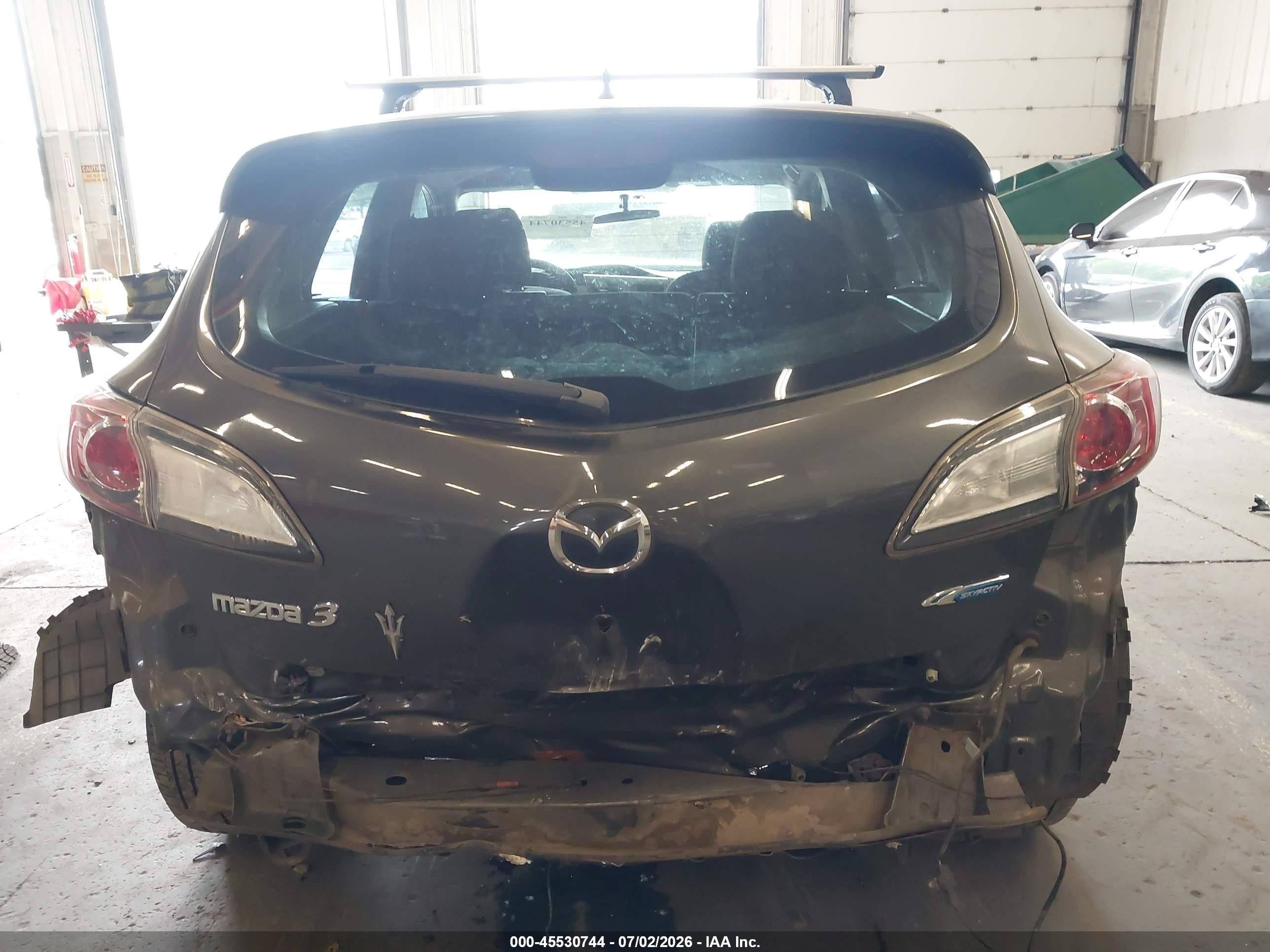 2012 Mazda Mazda3 I Touring Gray vin: JM1BL1L82C1562326
