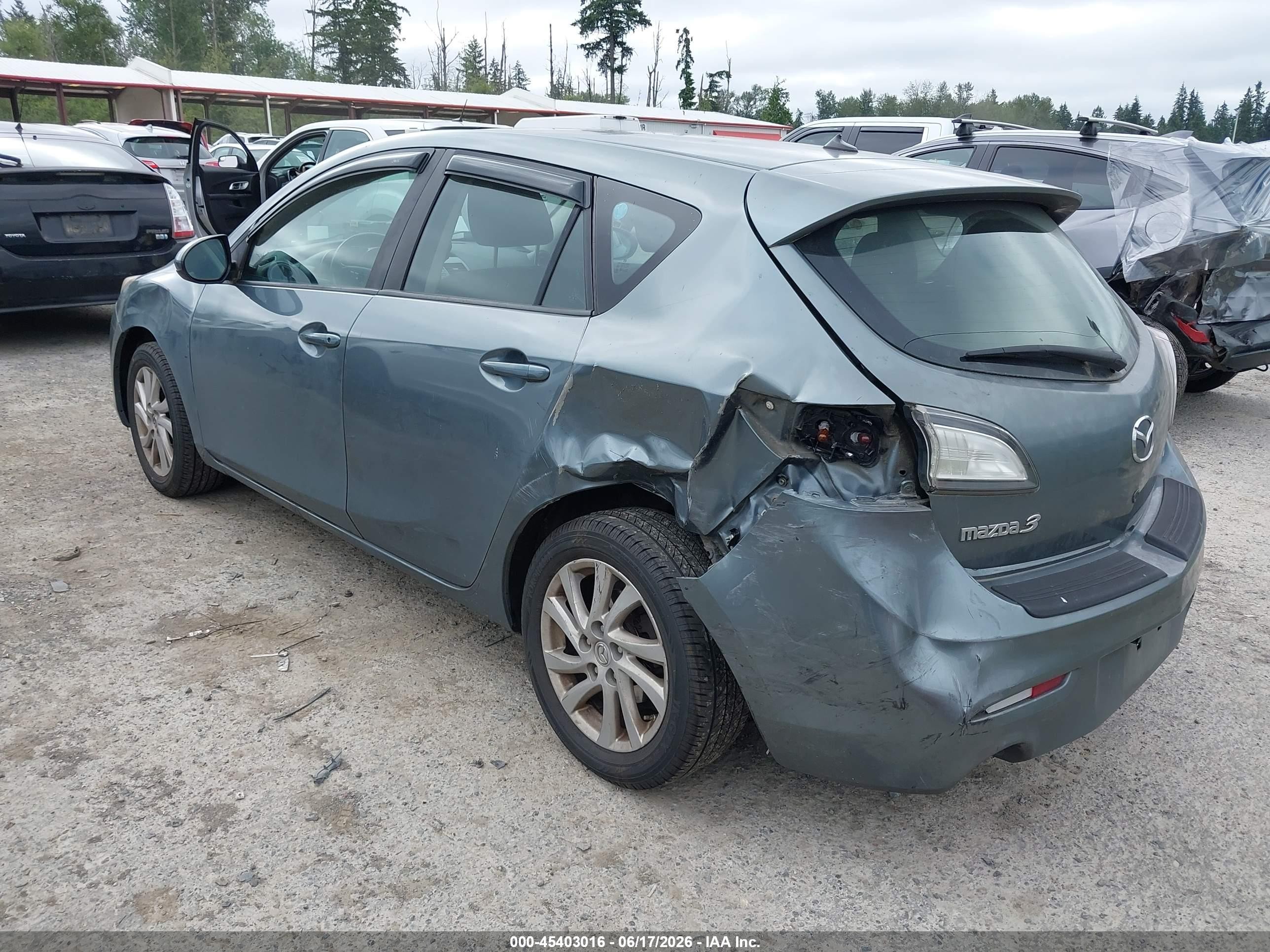 2012 Mazda Mazda3 I Touring Green vin: JM1BL1L82C1610147