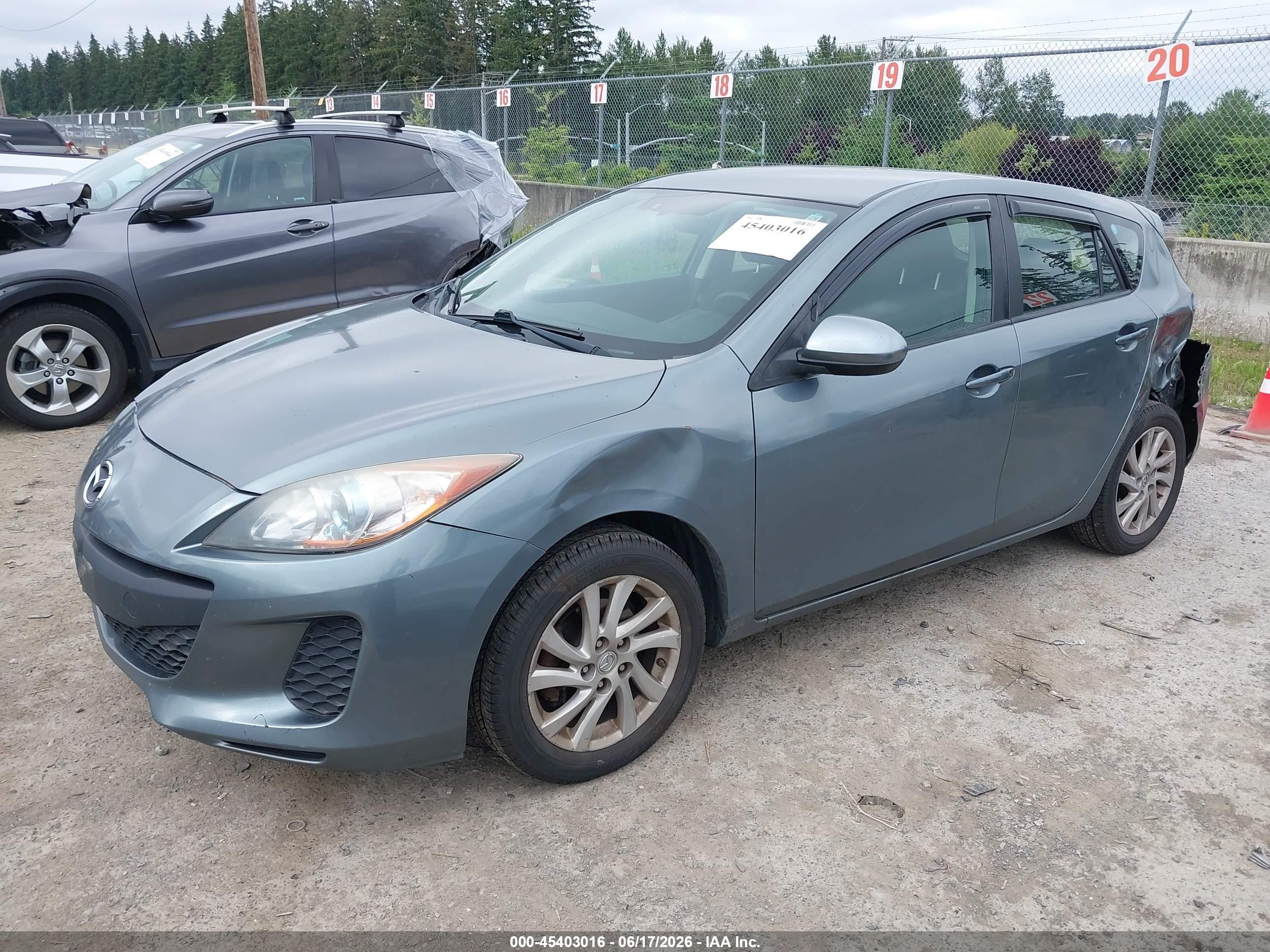 2012 Mazda Mazda3 I Touring Green vin: JM1BL1L82C1610147