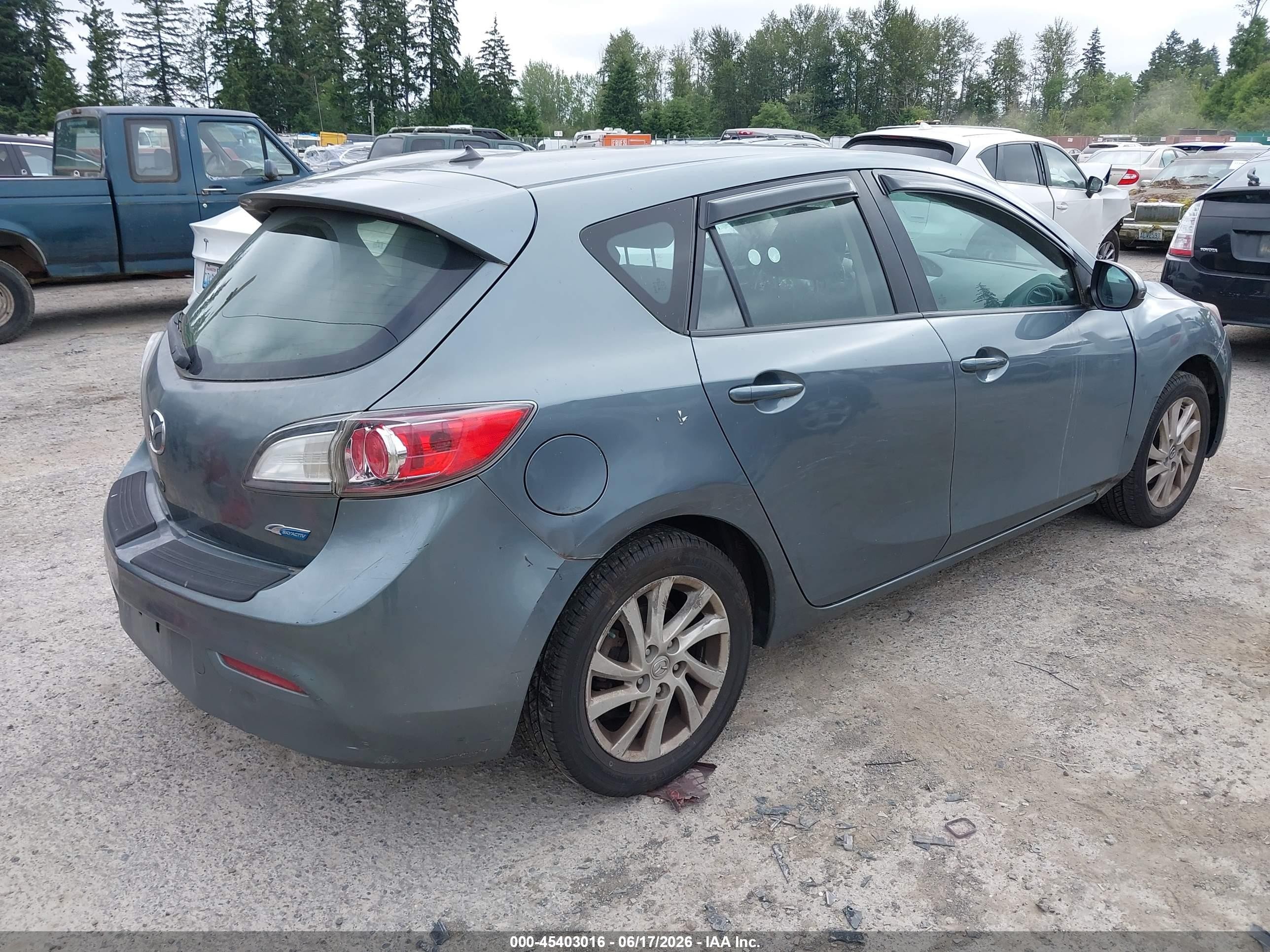 2012 Mazda Mazda3 I Touring Green vin: JM1BL1L82C1610147