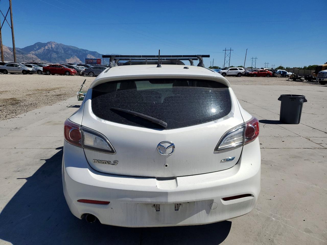 2012 Mazda 3 I White vin: JM1BL1L83C1552730
