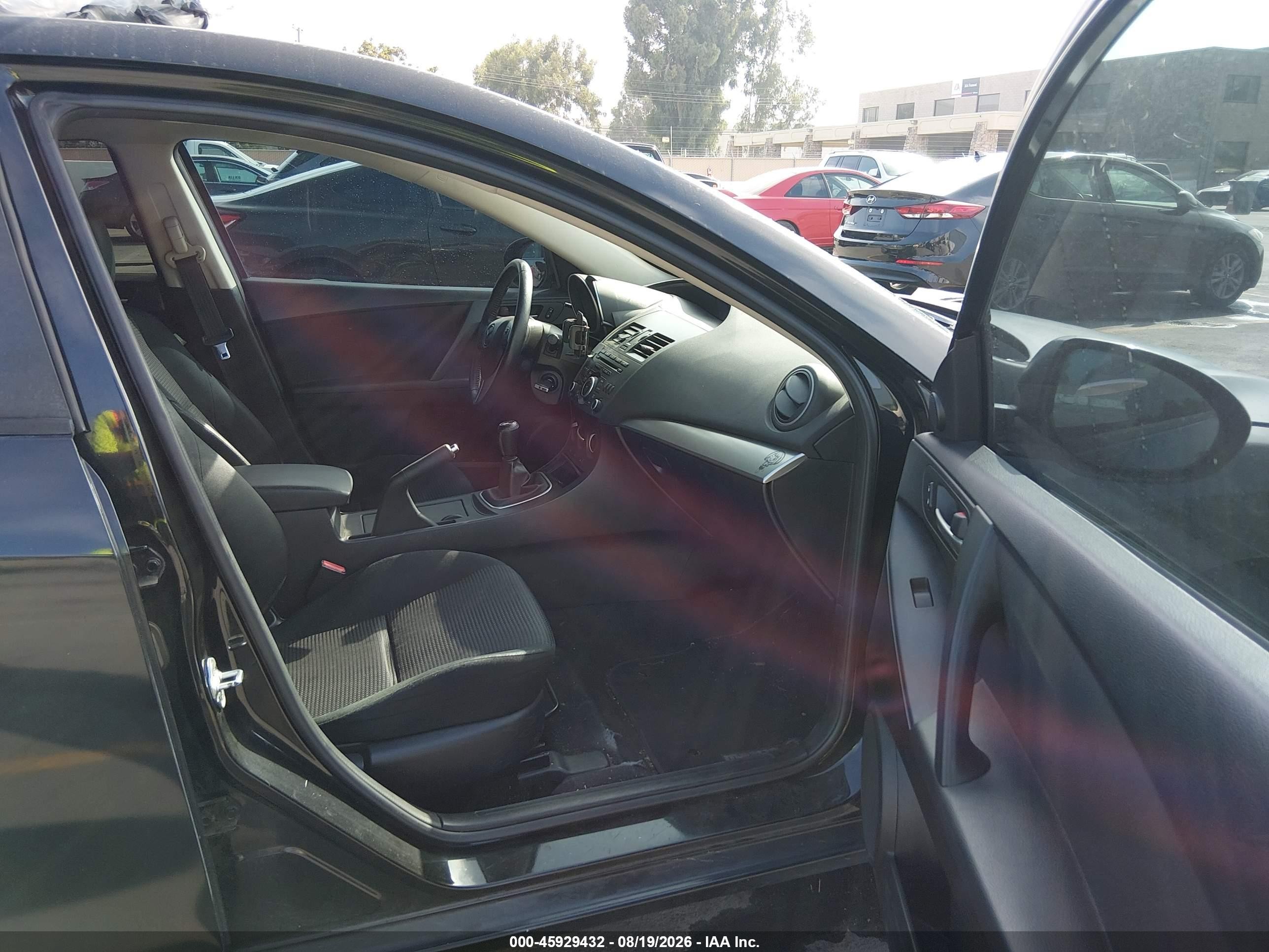 2012 Mazda Mazda3 I Touring Black vin: JM1BL1L83C1669143