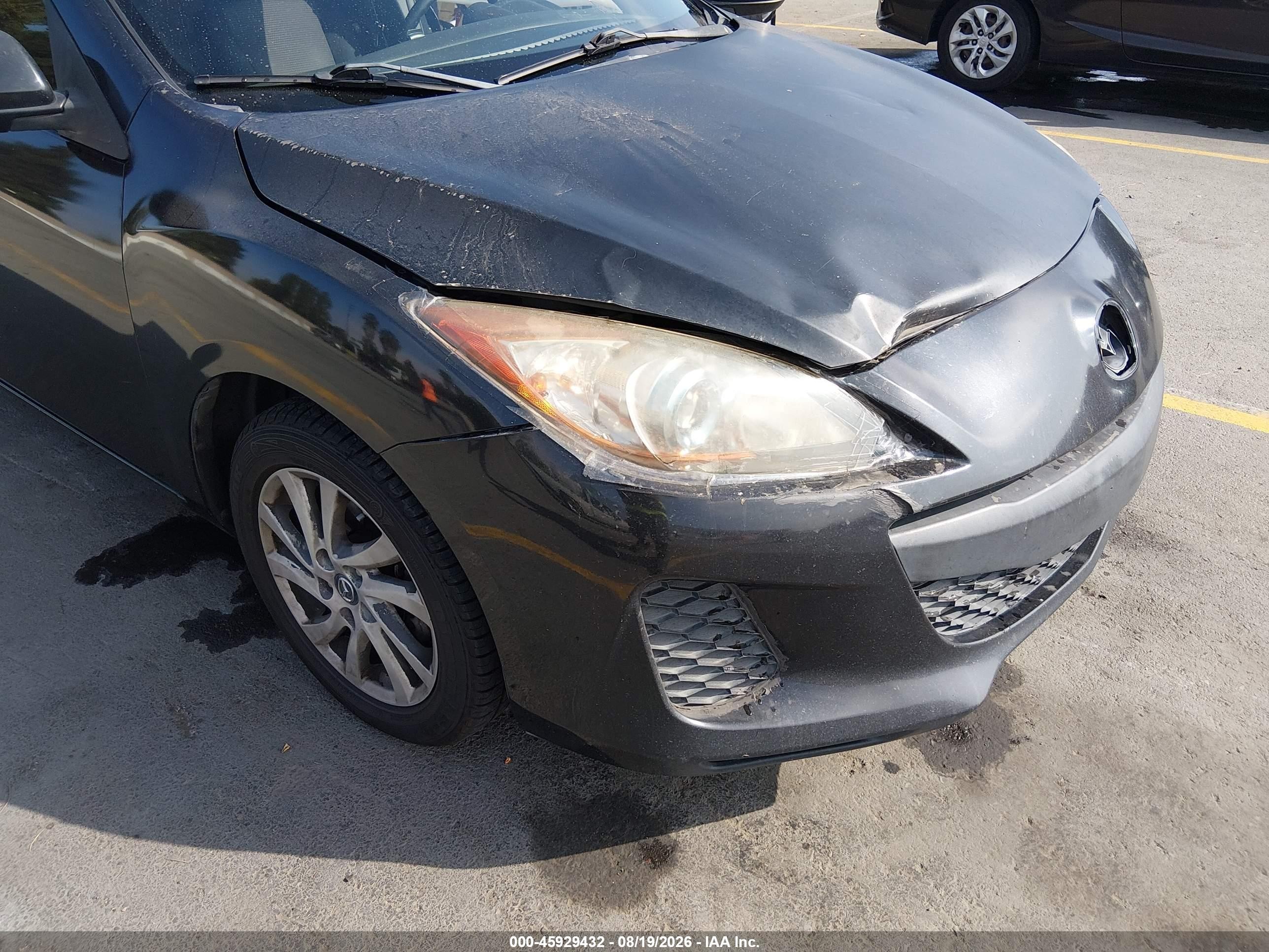 2012 Mazda Mazda3 I Touring Black vin: JM1BL1L83C1669143