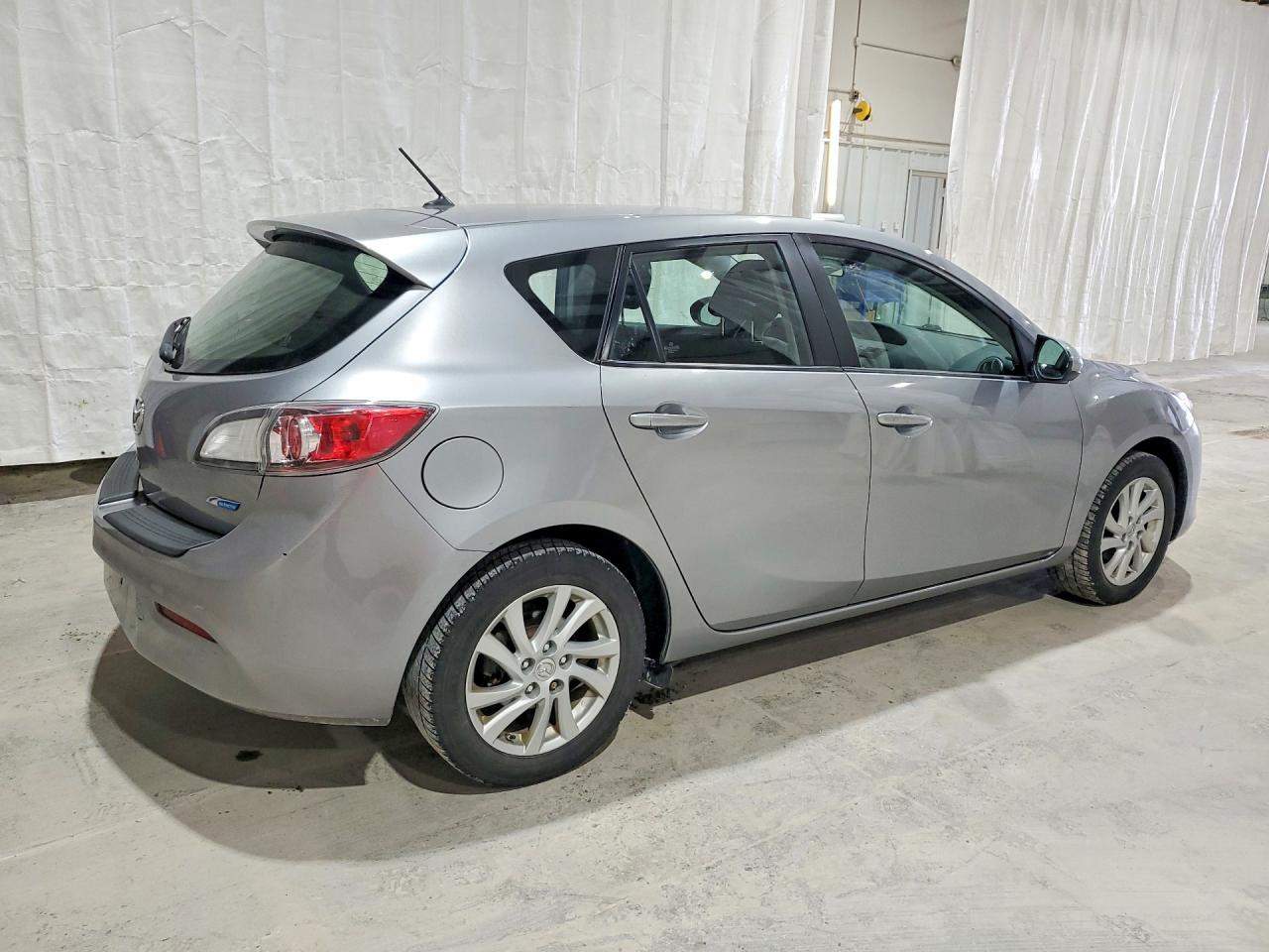2012 Mazda 3 I Серебряный vin: JM1BL1L83C1698223