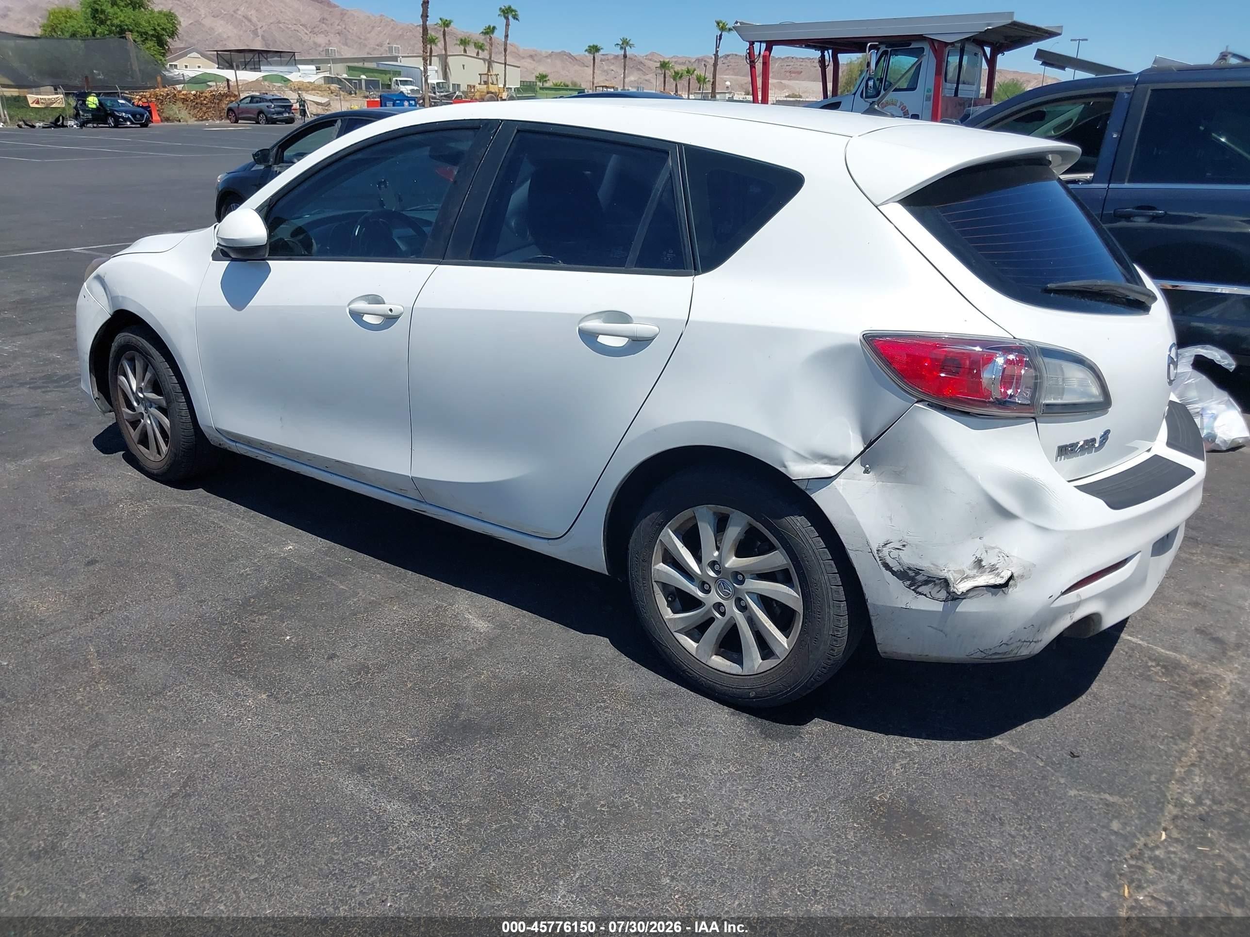 2012 Mazda Mazda3 I Touring White vin: JM1BL1L84C1699719