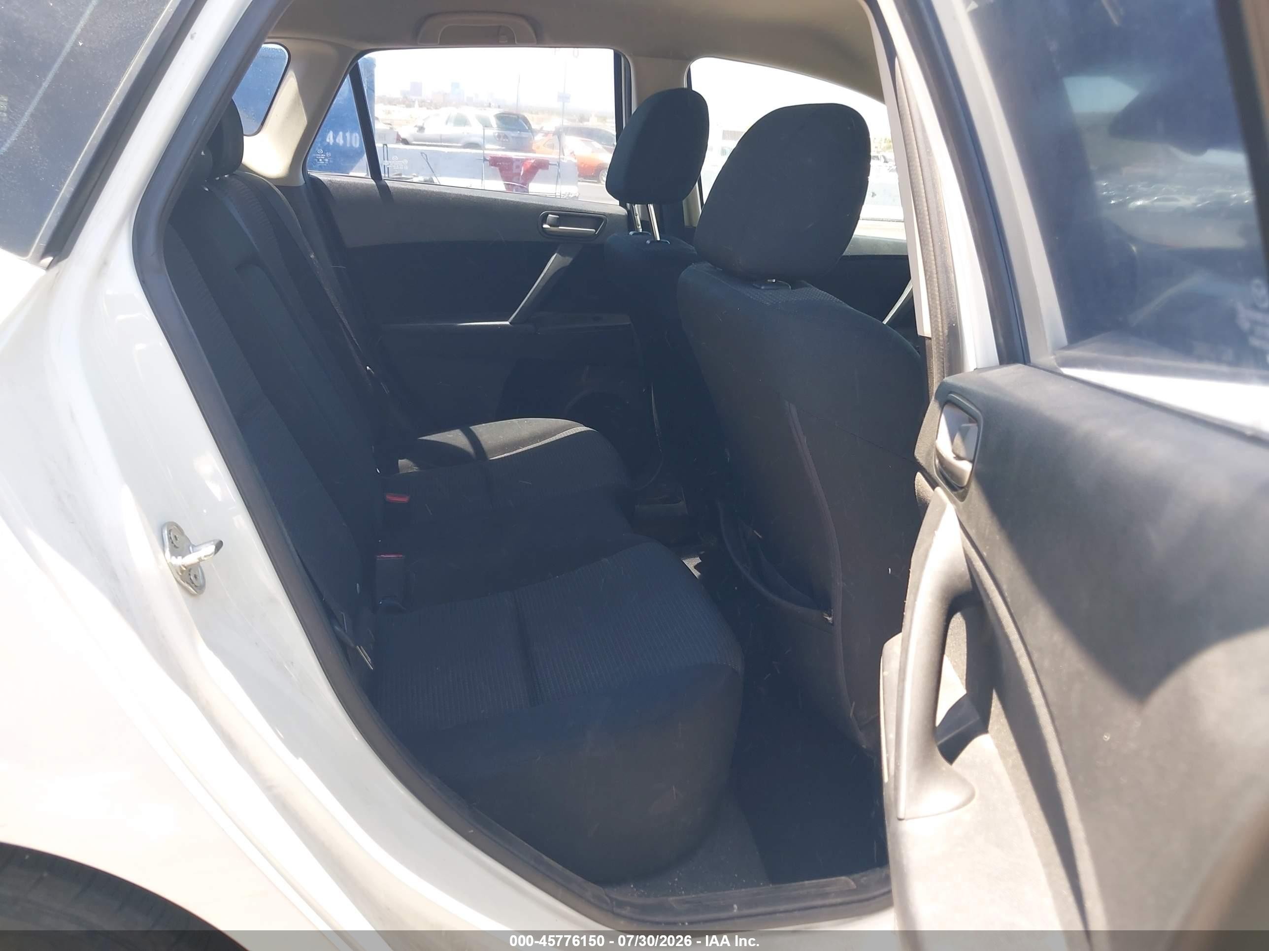 2012 Mazda Mazda3 I Touring White vin: JM1BL1L84C1699719
