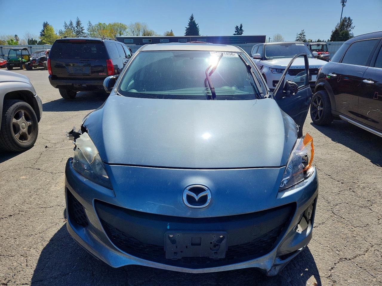 2012 Mazda 3 I Серебряный vin: JM1BL1L85C1618081