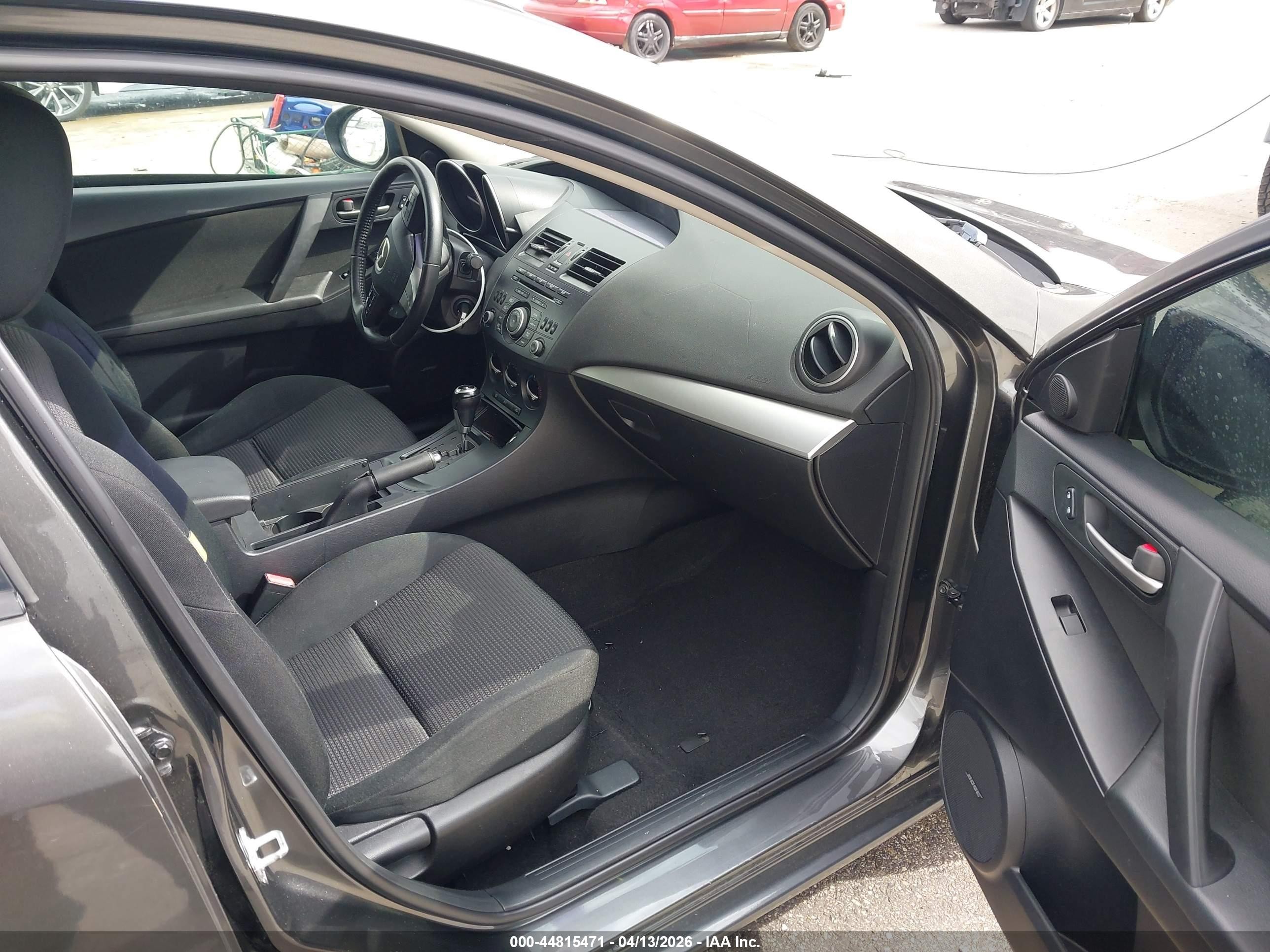 2012 Mazda Mazda3 I Touring Gray vin: JM1BL1L86C1636573