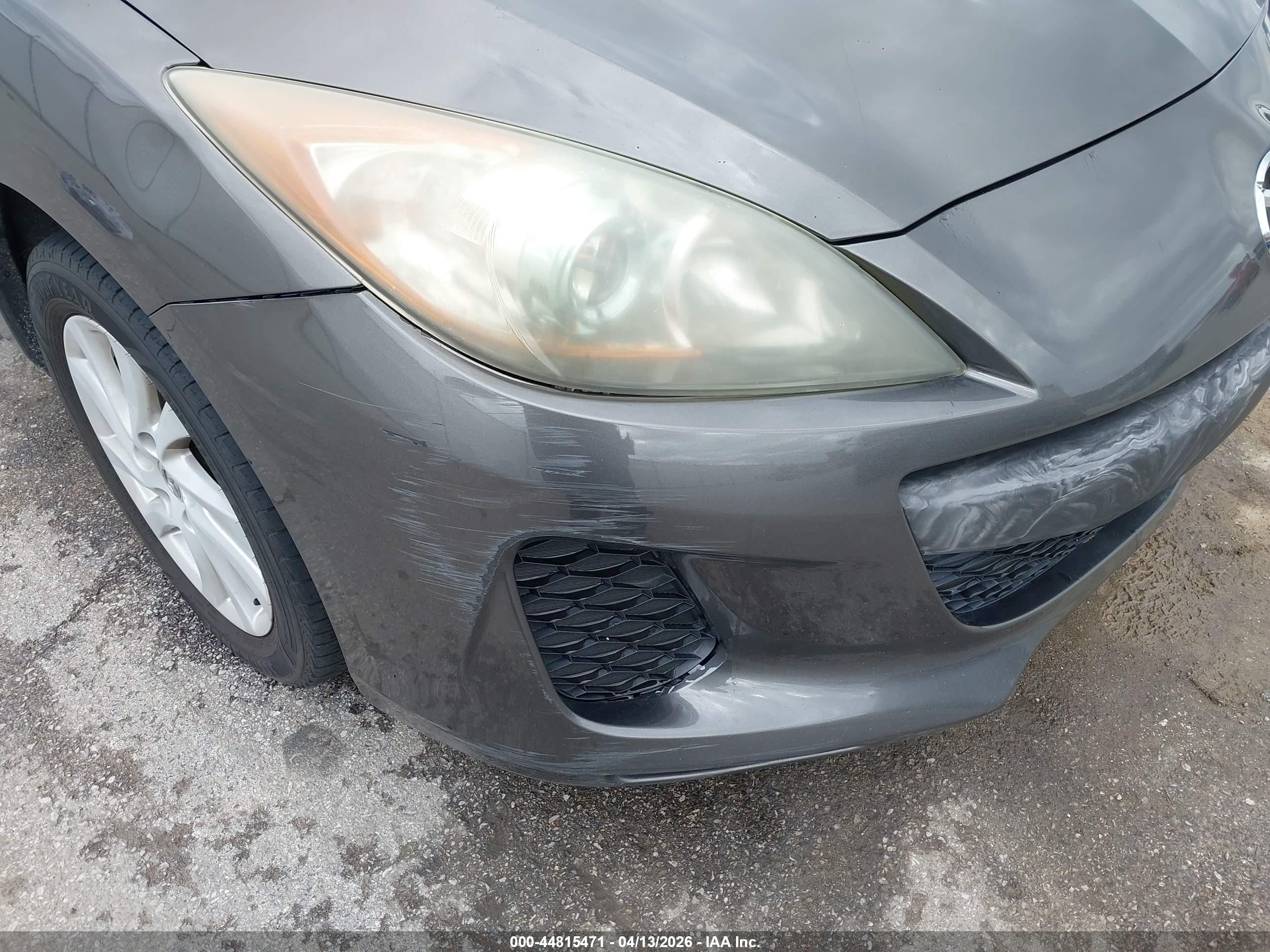 2012 Mazda Mazda3 I Touring Gray vin: JM1BL1L86C1636573