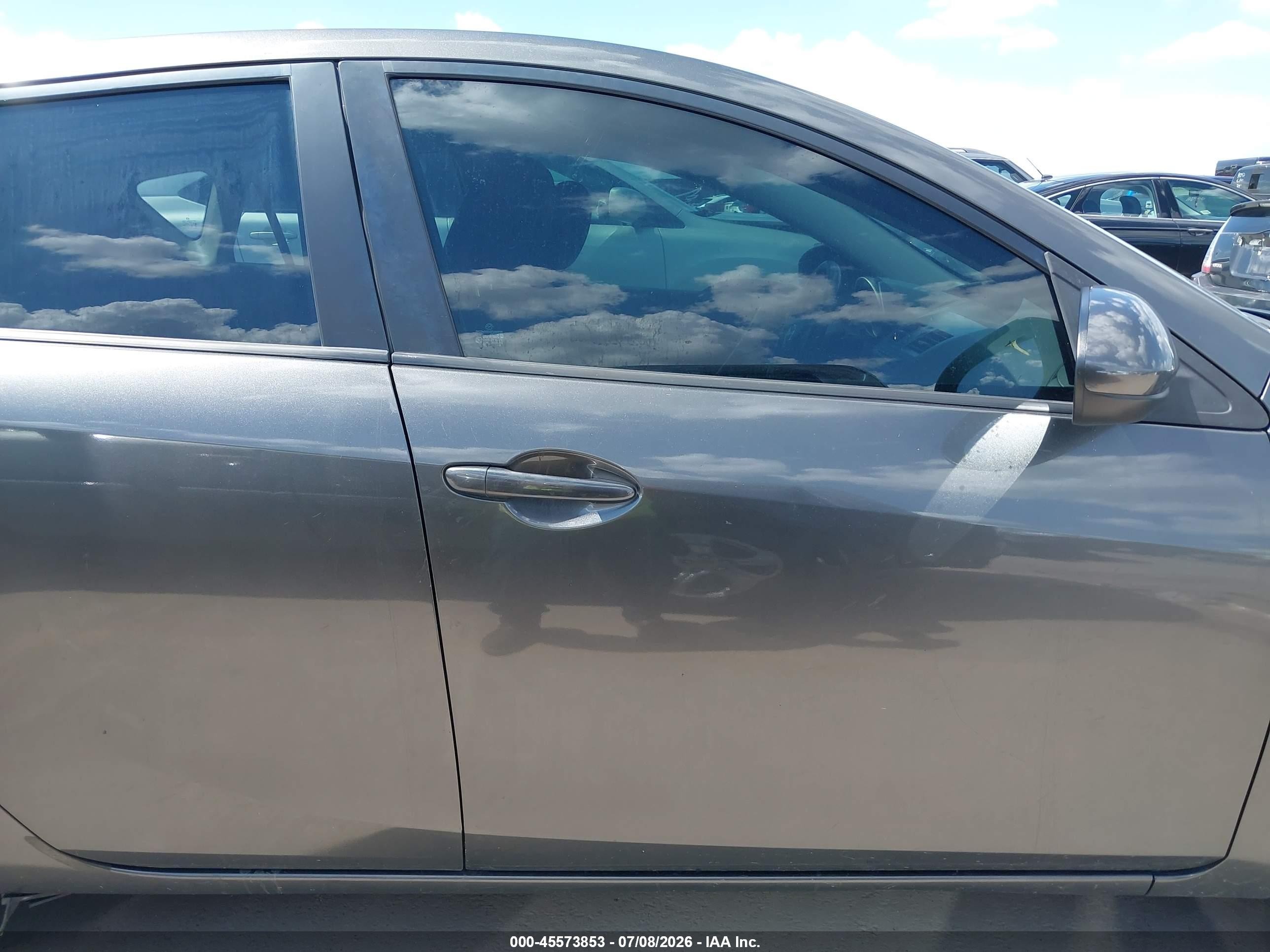 2012 Mazda Mazda3 I Touring Gray vin: JM1BL1L86C1657682