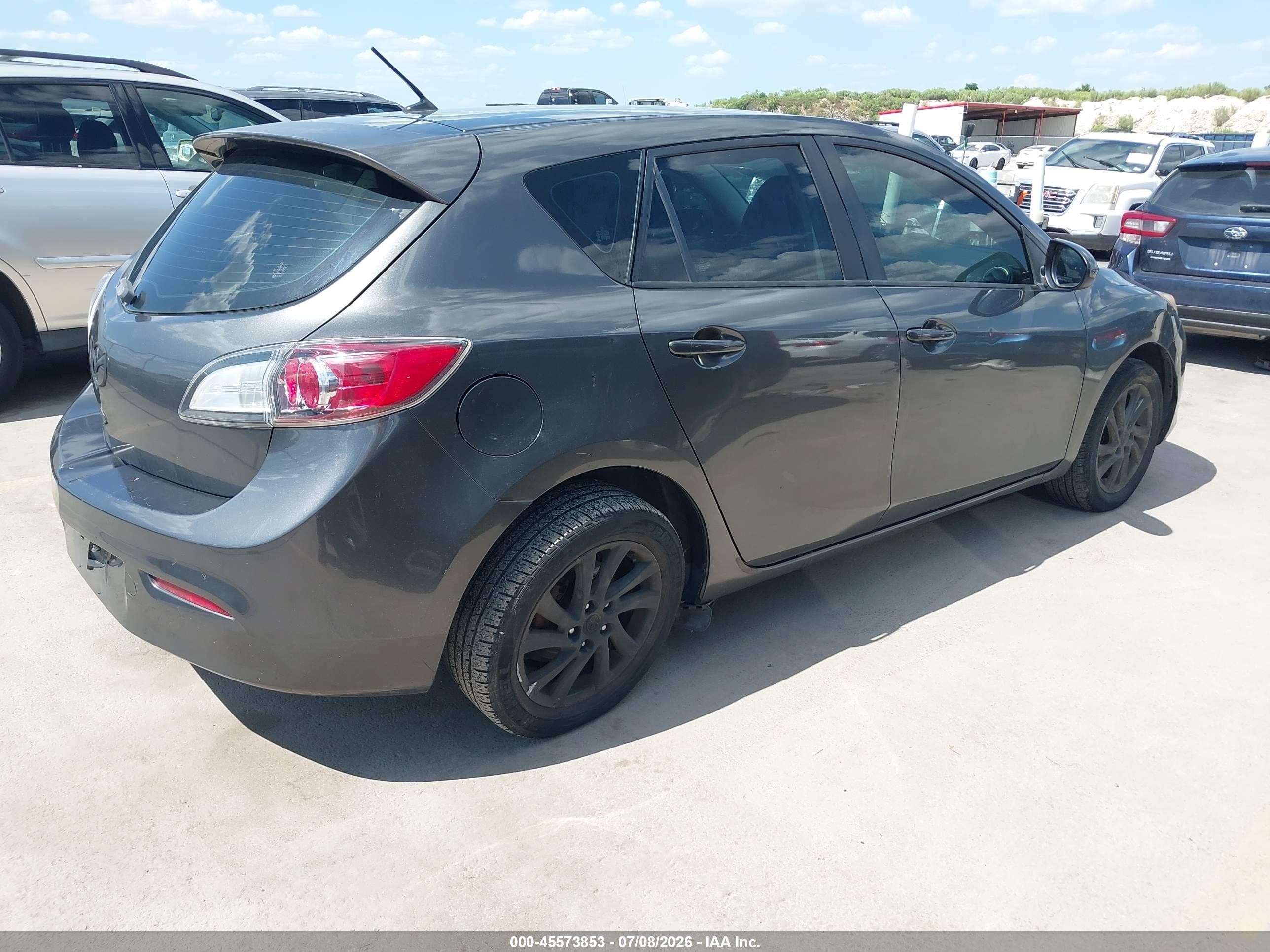 2012 Mazda Mazda3 I Touring Gray vin: JM1BL1L86C1657682