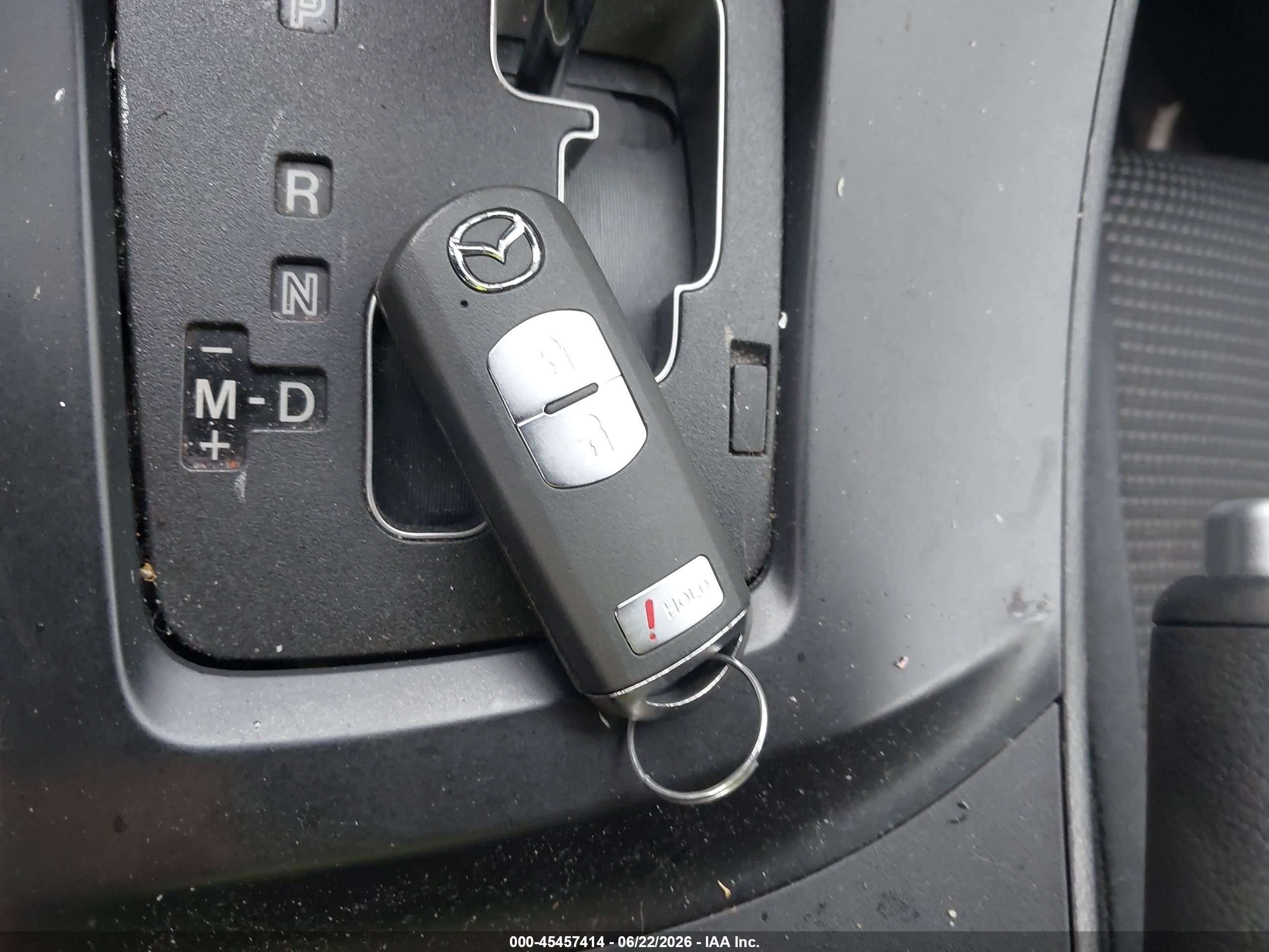 2013 Mazda Mazda3 I Touring Black vin: JM1BL1L87D1713856