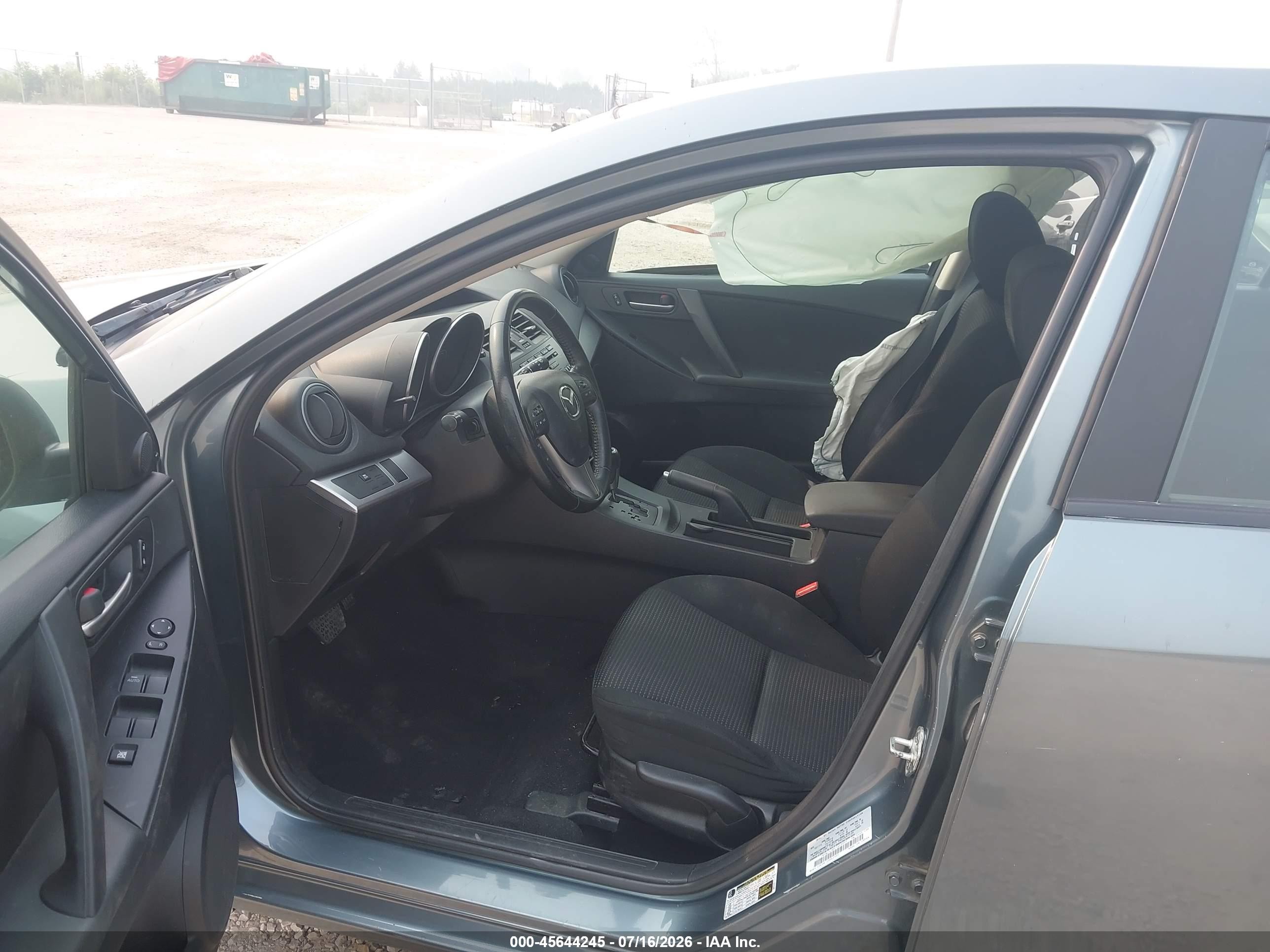 2012 Mazda Mazda3 I Touring Gray vin: JM1BL1L88C1613957