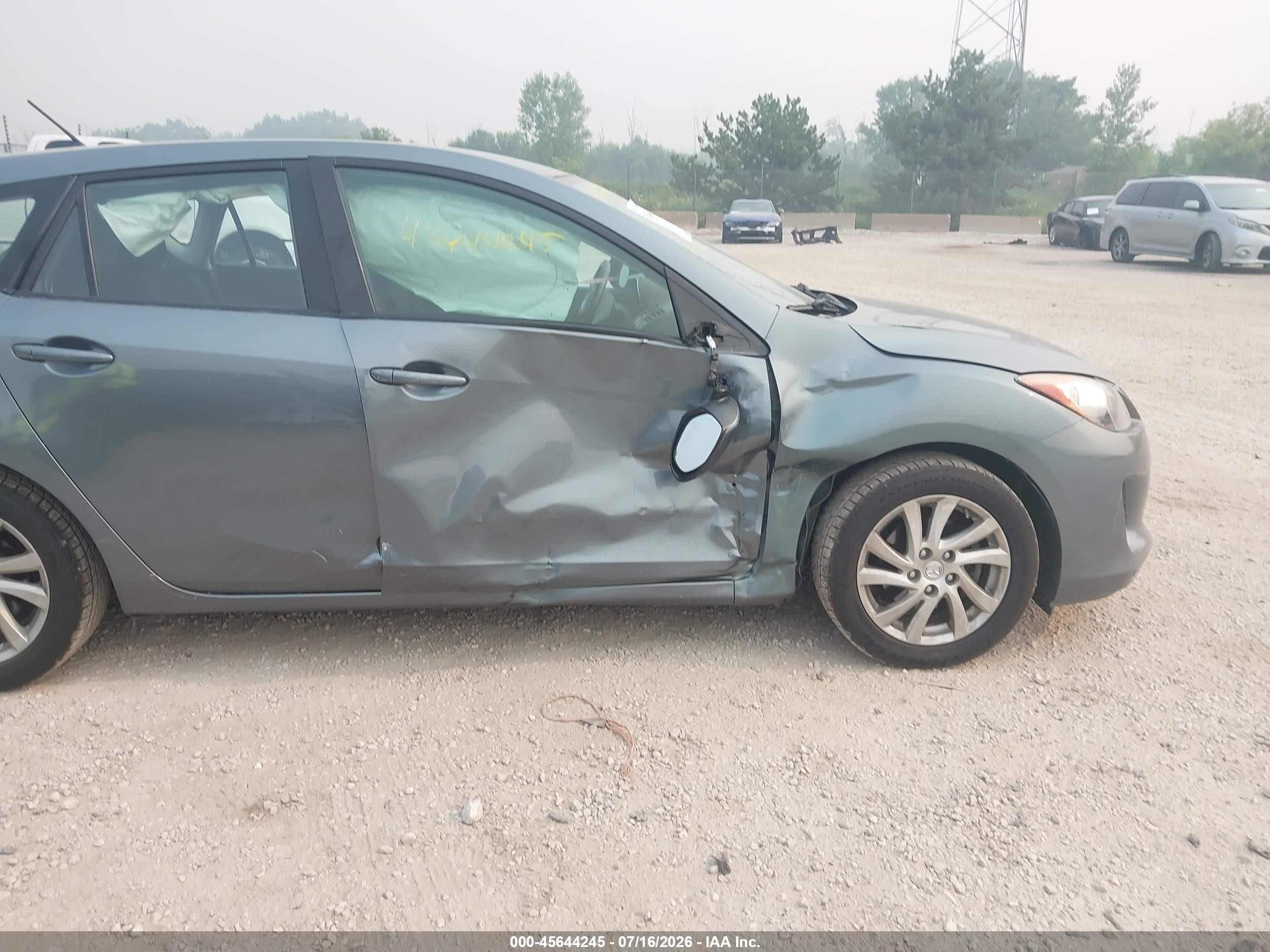 2012 Mazda Mazda3 I Touring Gray vin: JM1BL1L88C1613957