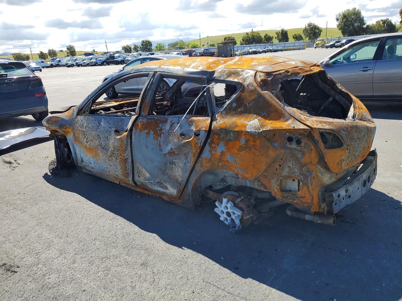 2012 Mazda 3 I Burn vin: JM1BL1L89C1526441