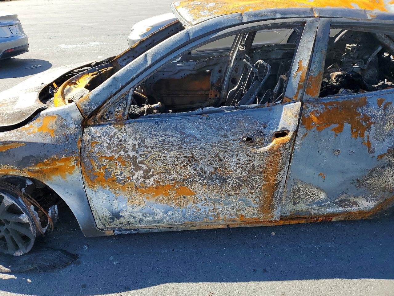 2012 Mazda 3 I Burn vin: JM1BL1L89C1526441