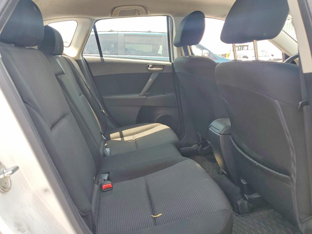2013 Mazda 3 I Белый vin: JM1BL1L89D1713860