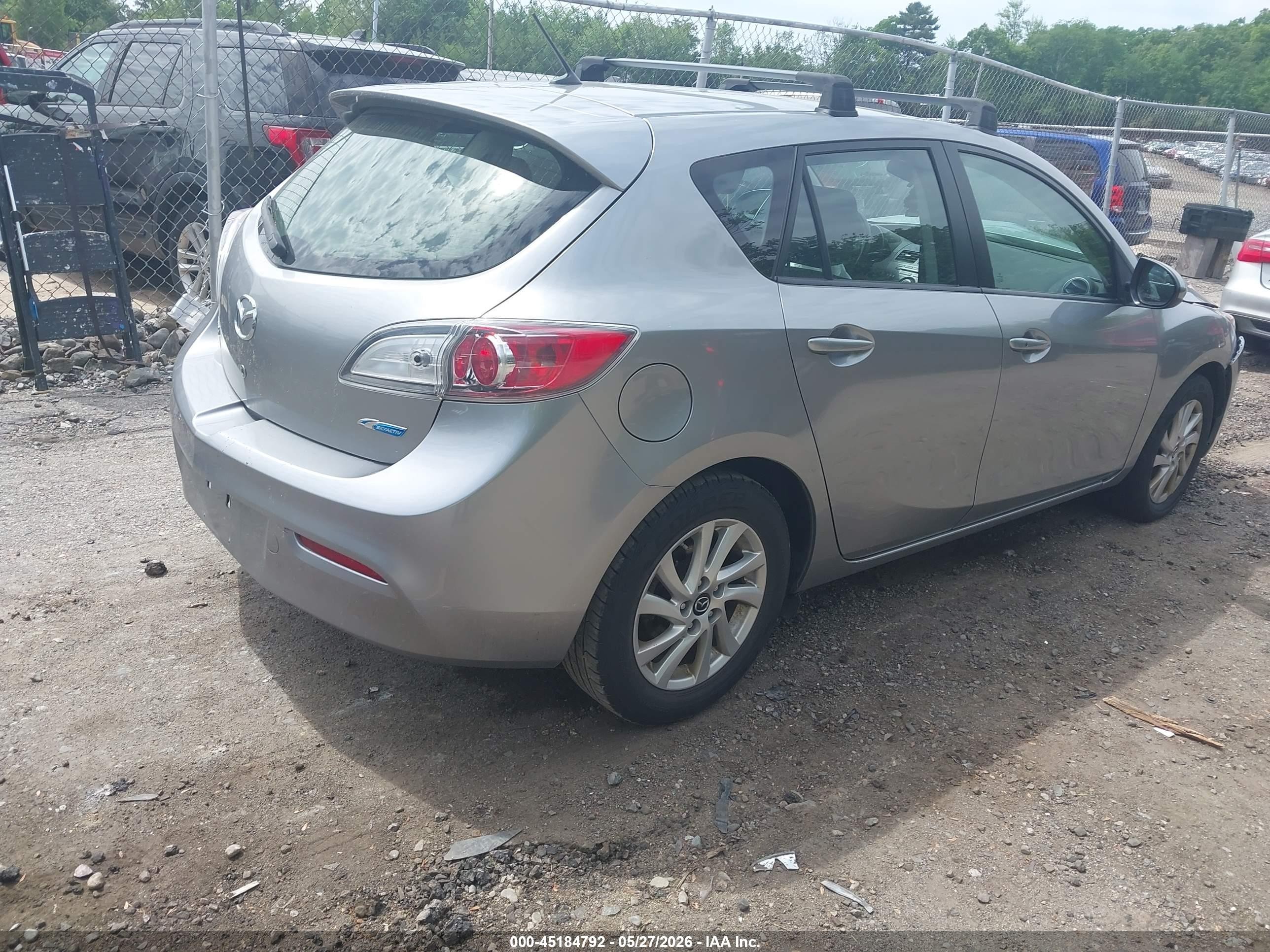 2013 Mazda Mazda3 I Touring Silver vin: JM1BL1LP0D1744423
