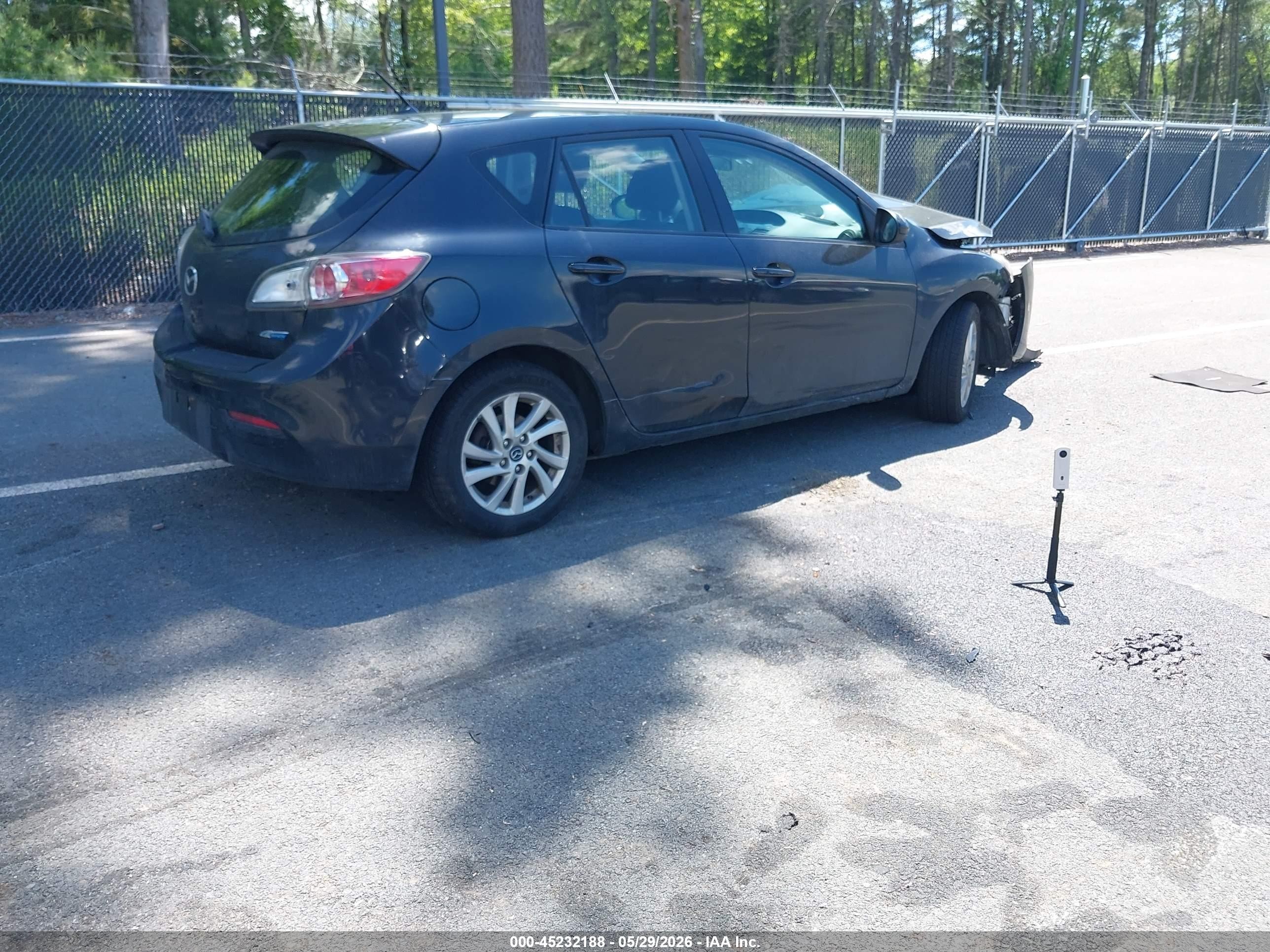2013 Mazda Mazda3 I Touring Черный vin: JM1BL1LP3D1739958