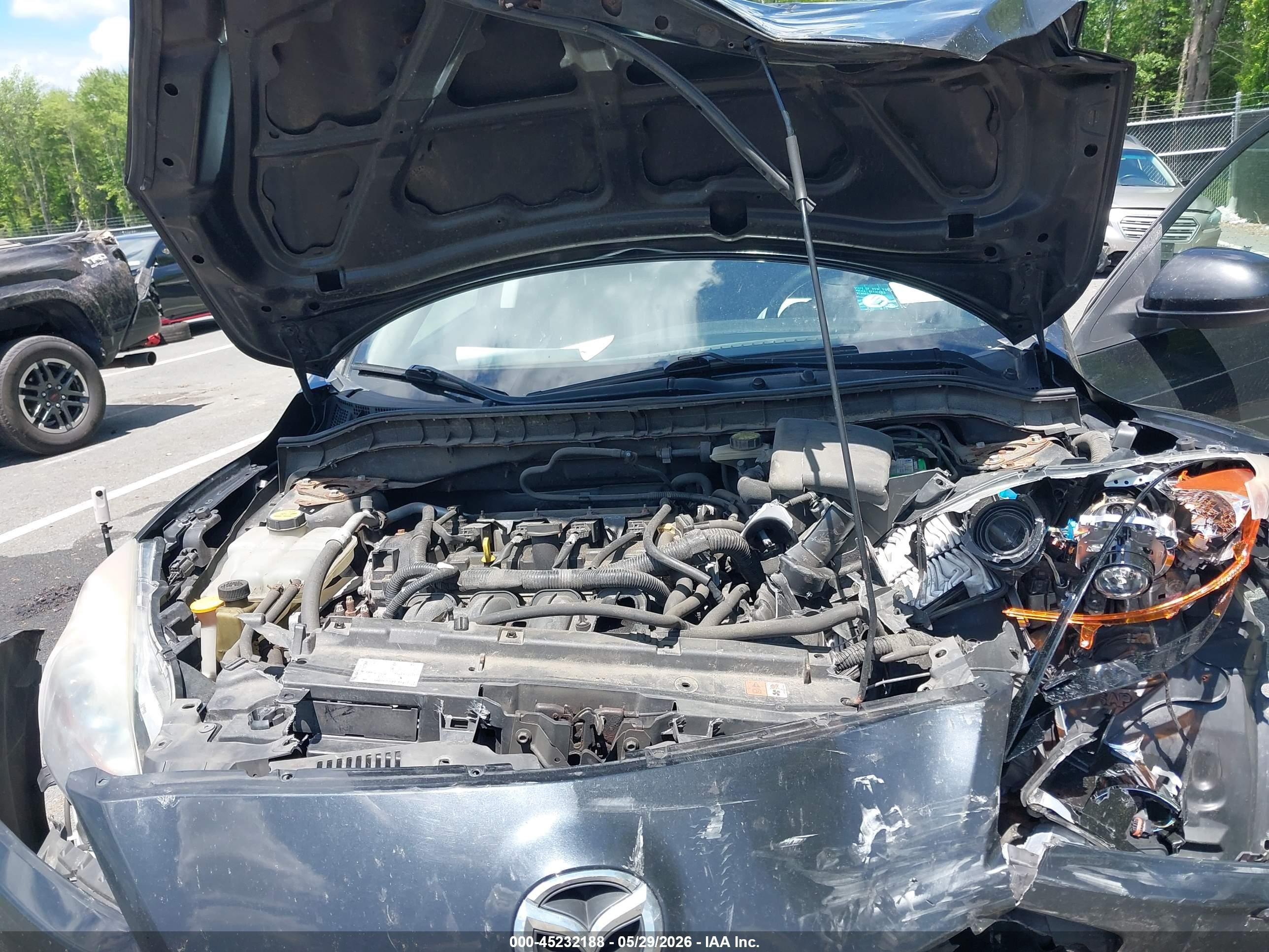 2013 Mazda Mazda3 I Touring Черный vin: JM1BL1LP3D1739958