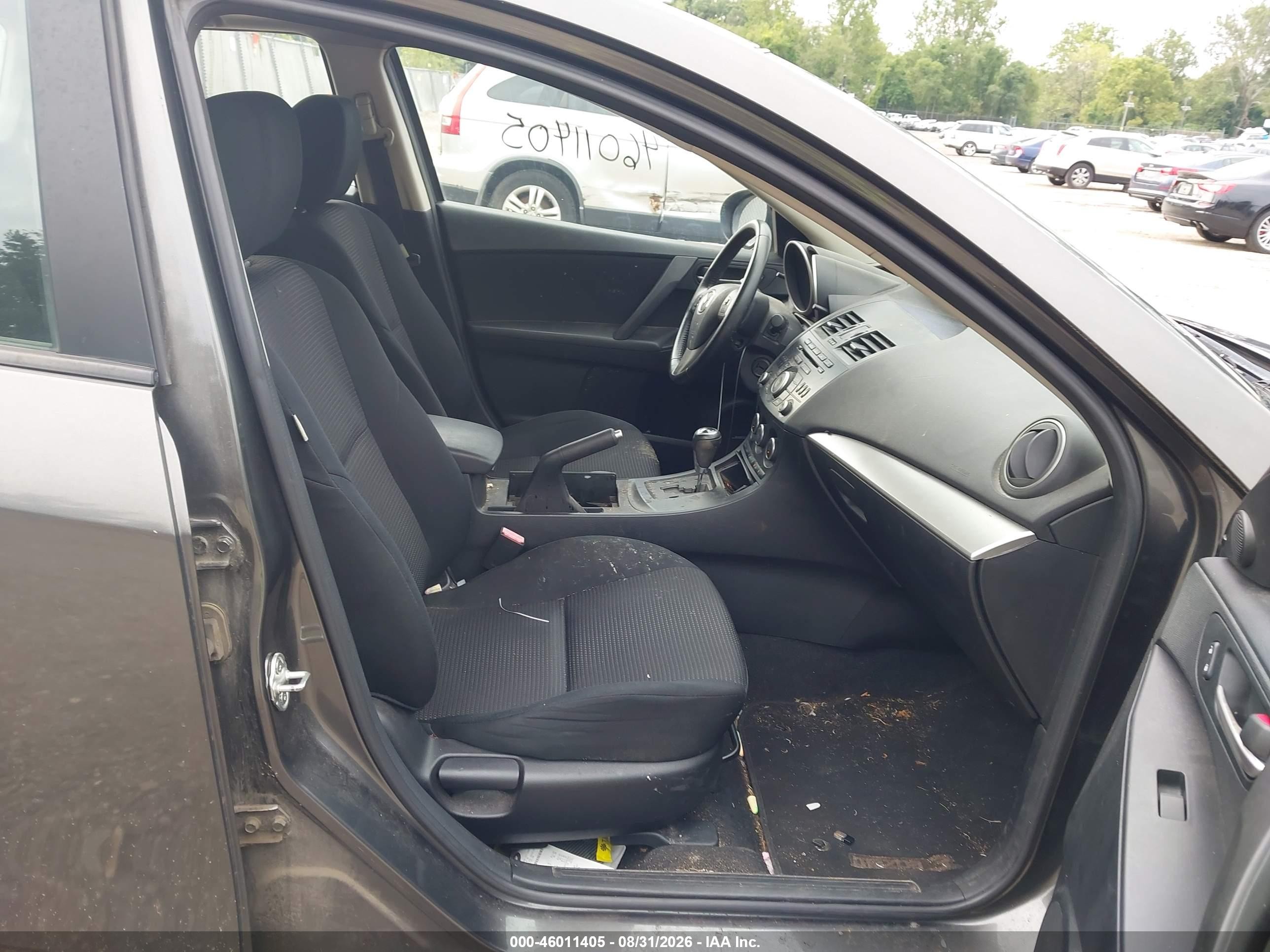 2013 Mazda Mazda3 I Touring Серый vin: JM1BL1LP3D1782003