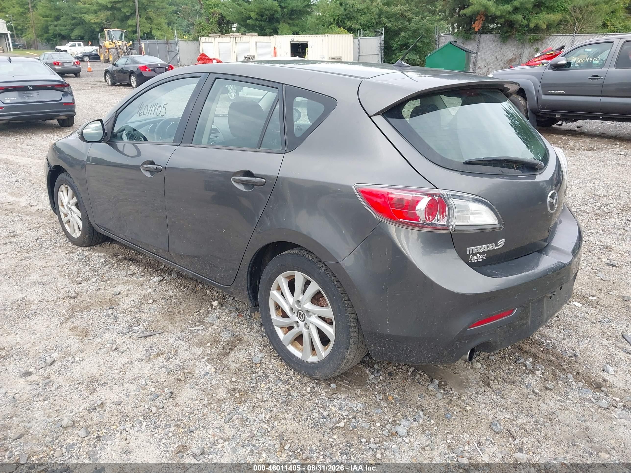 2013 Mazda Mazda3 I Touring Серый vin: JM1BL1LP3D1782003