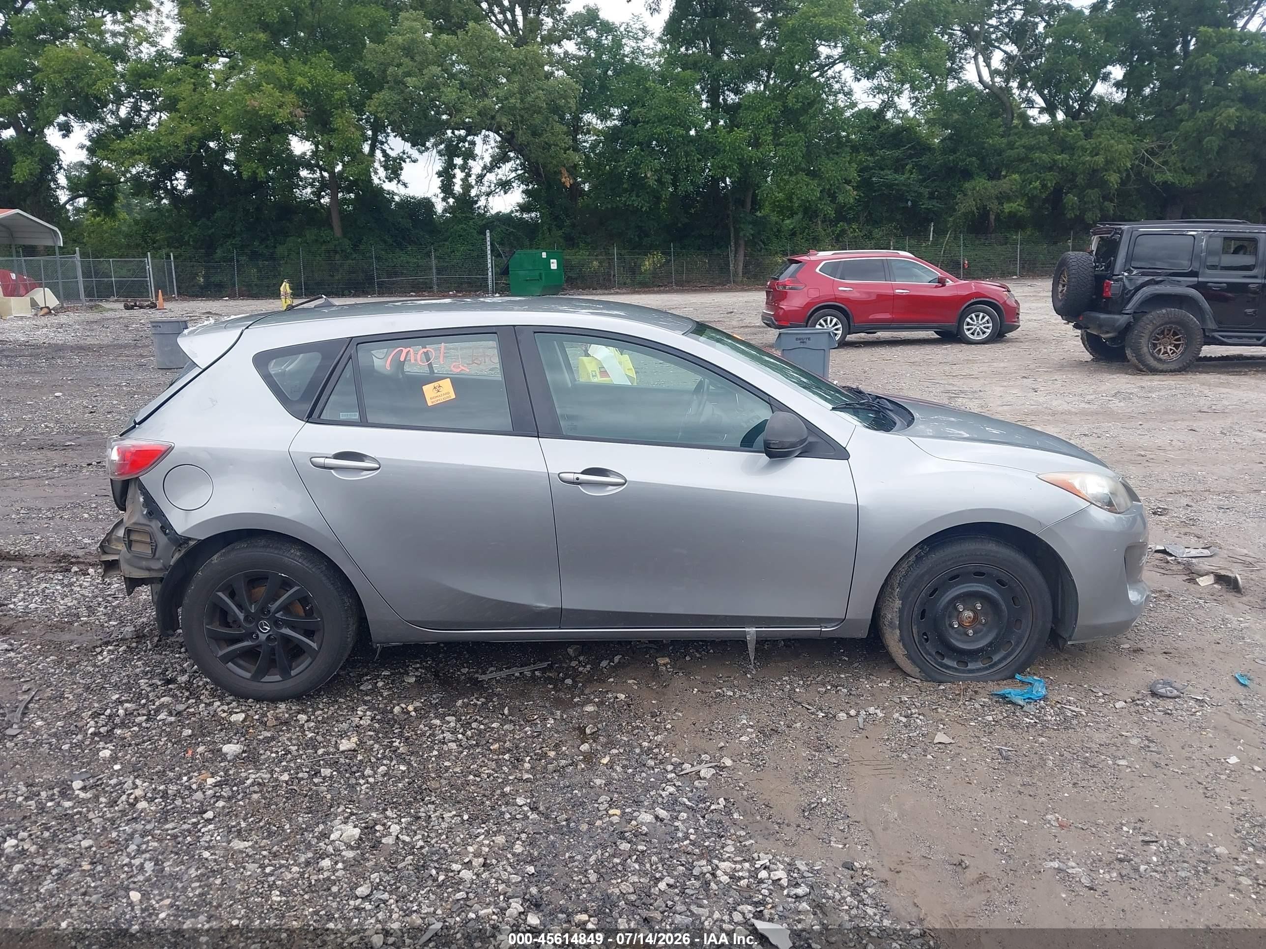 2013 Mazda Mazda3 I Touring Gray vin: JM1BL1LP3D1789890