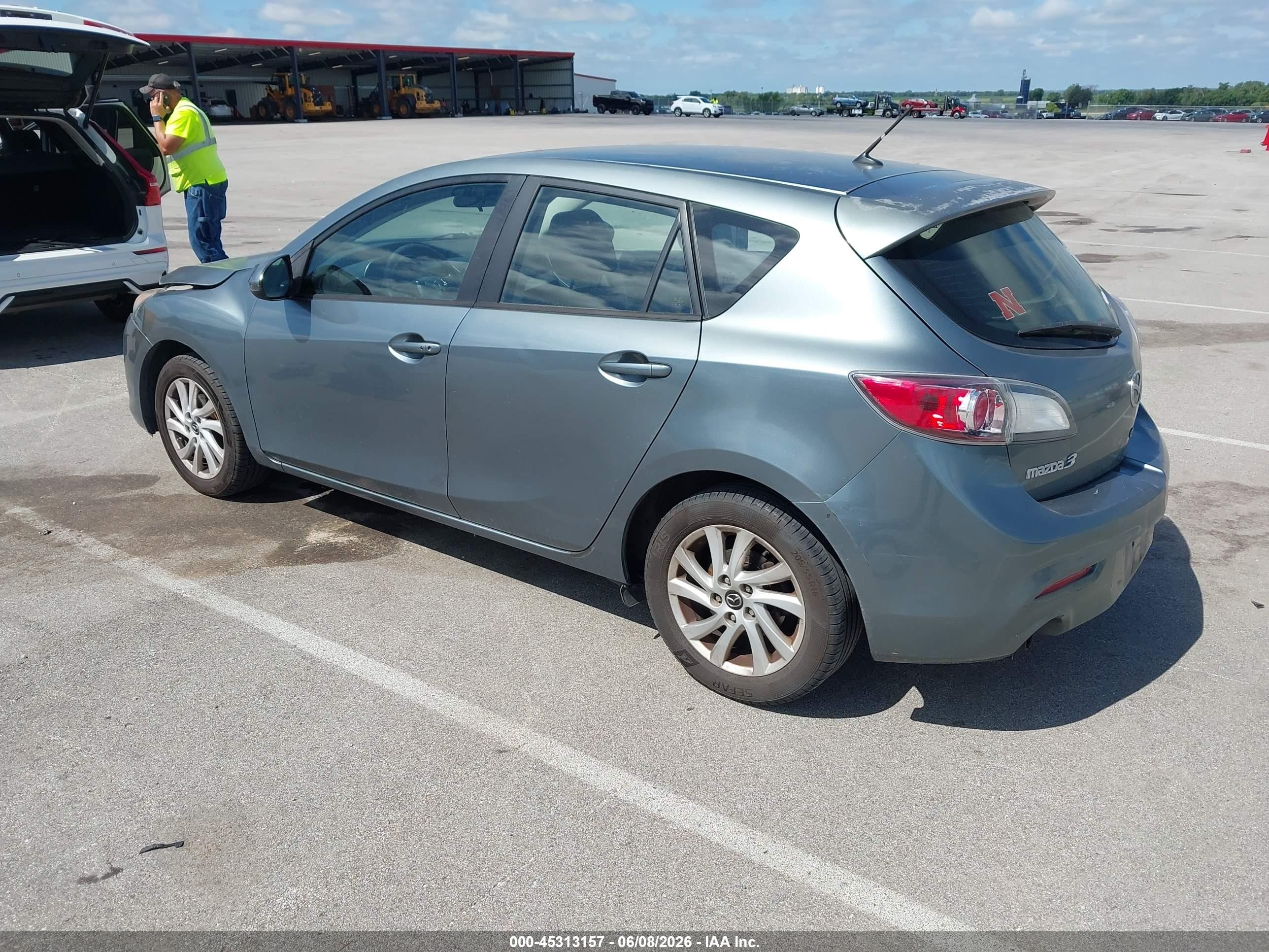 2013 Mazda Mazda3 I Touring Teal vin: JM1BL1LP4D1735966