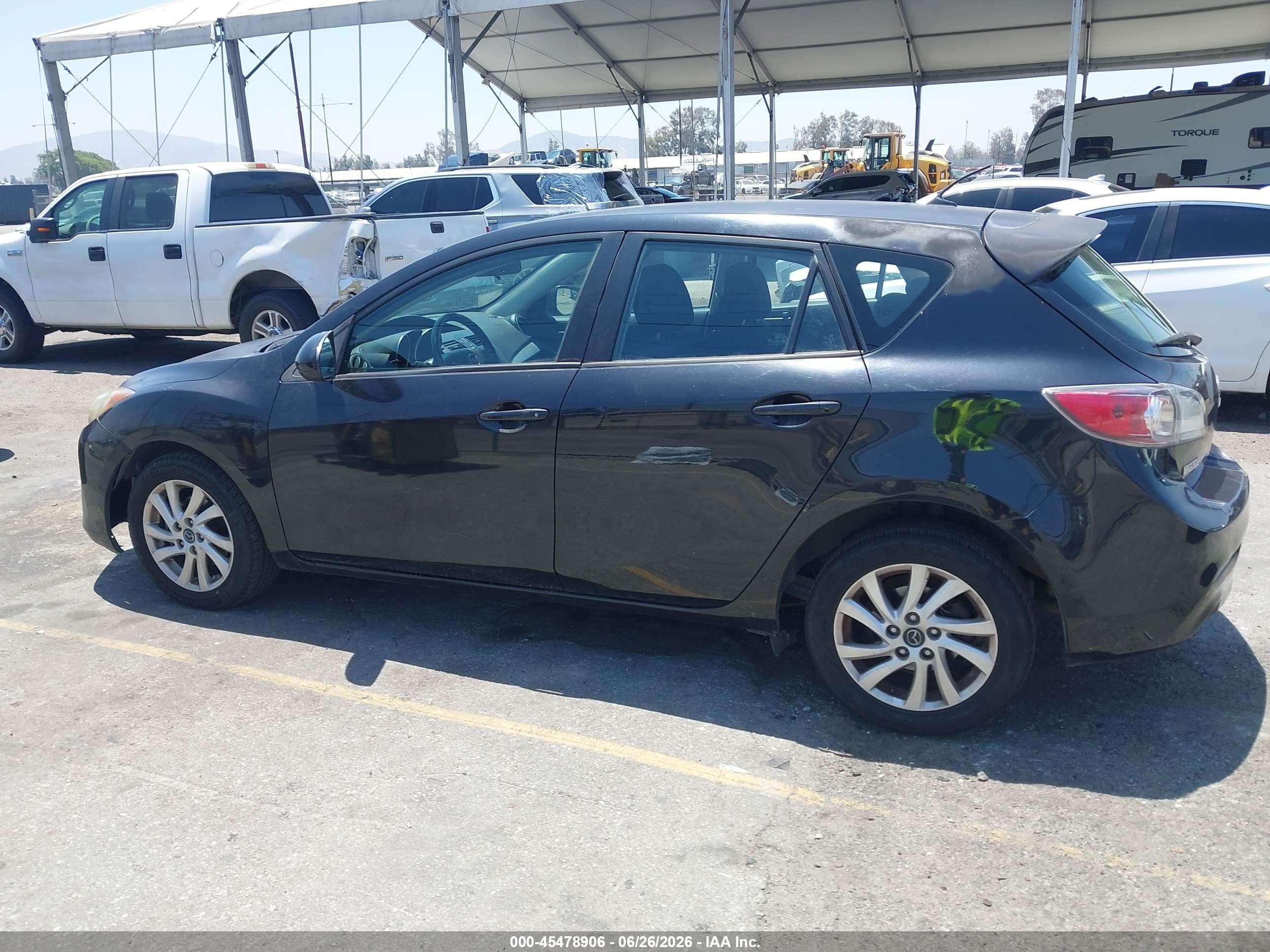 2013 Mazda Mazda3 I Touring Black vin: JM1BL1LP4D1763394