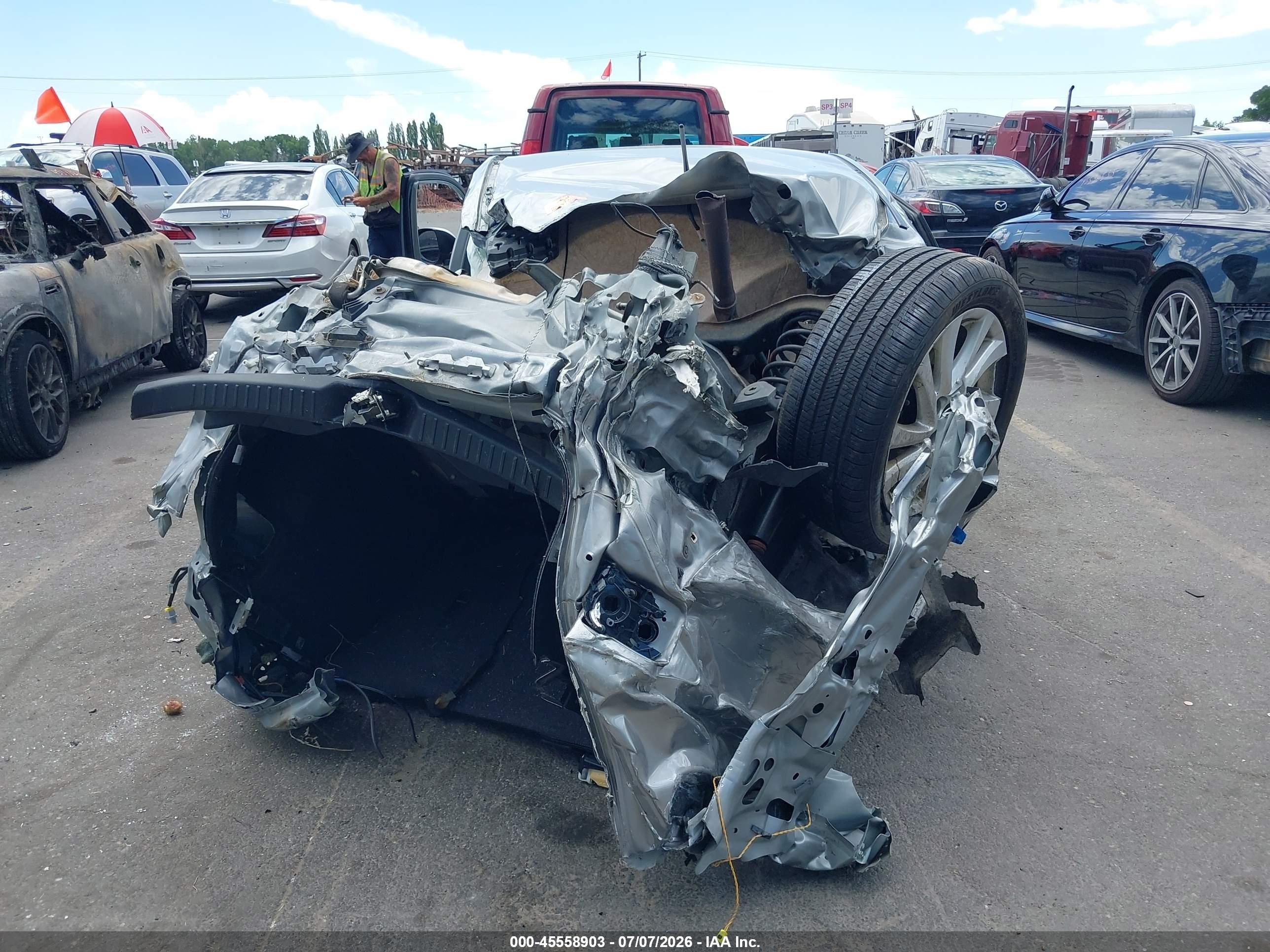 2013 Mazda Mazda3   Серый vin: JM1BL1LP5D1778020