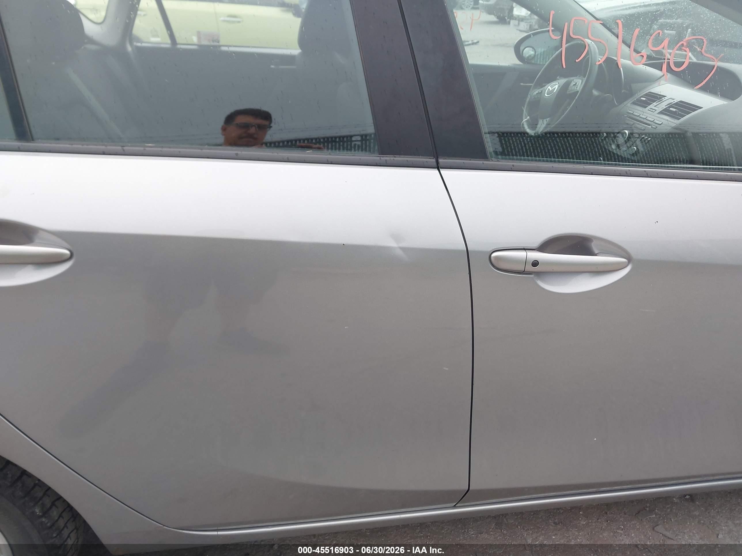 2013 Mazda Mazda3 I Touring Silver vin: JM1BL1LP6D1788541