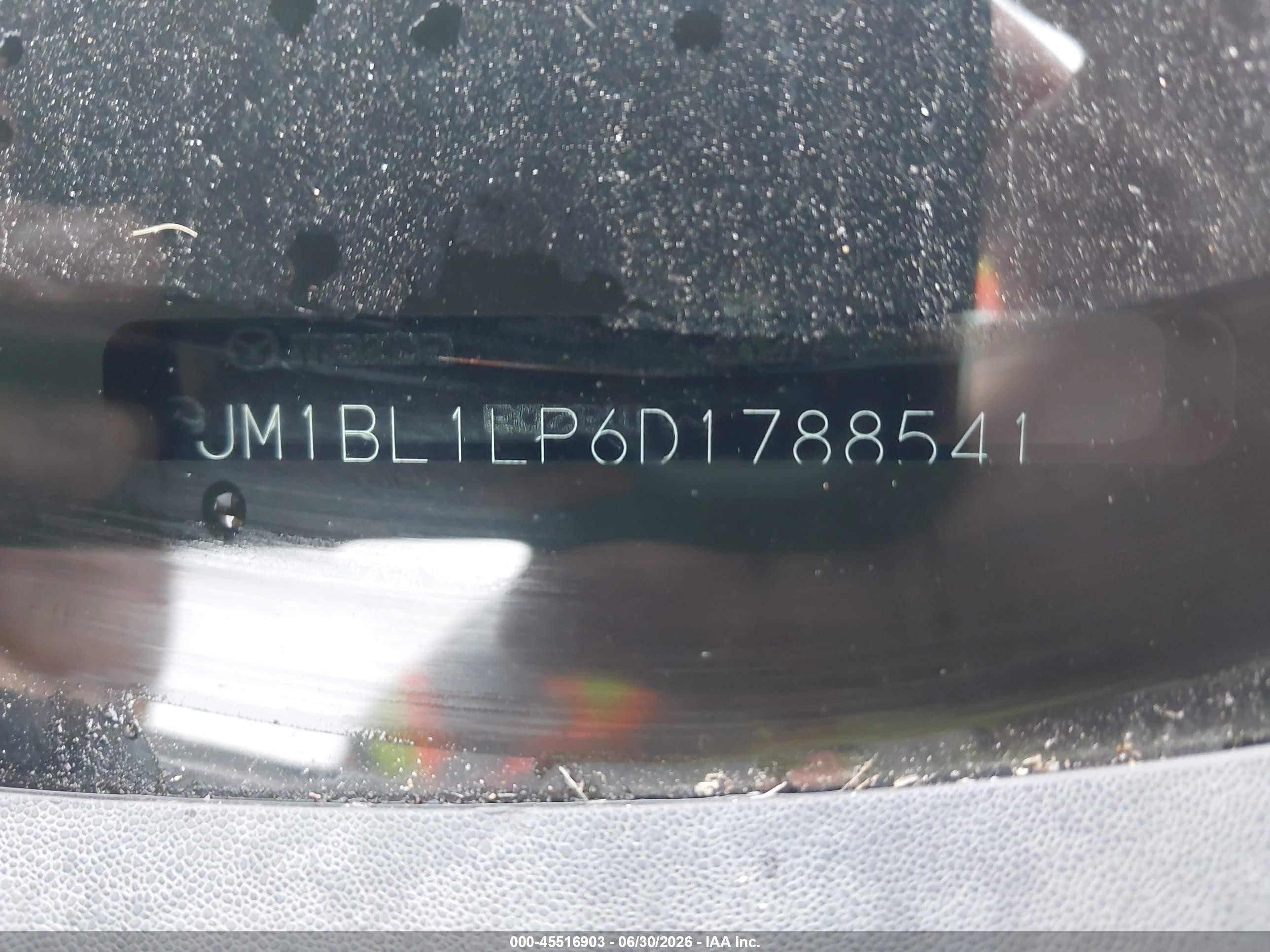 2013 Mazda Mazda3 I Touring Silver vin: JM1BL1LP6D1788541