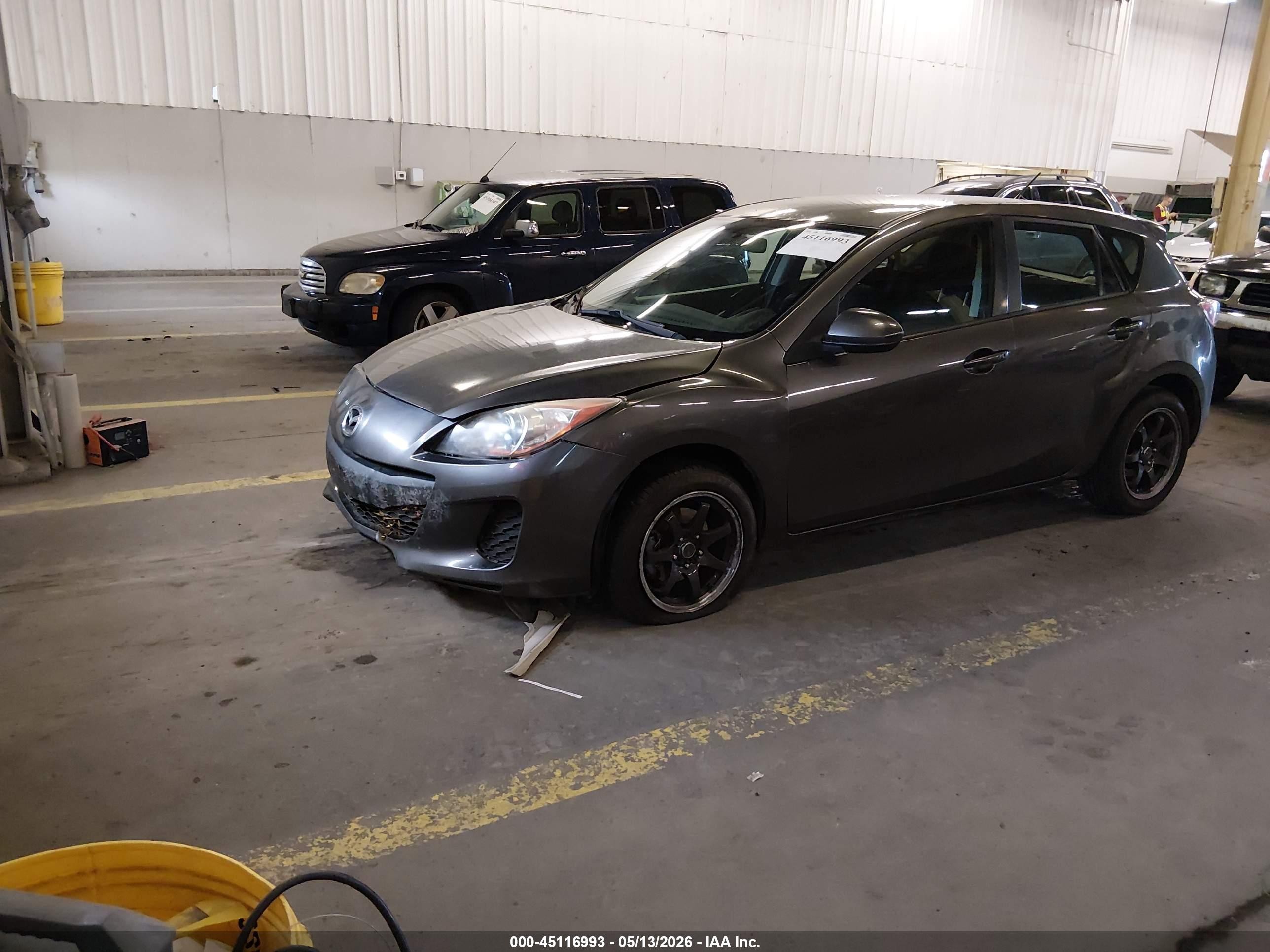 2013 Mazda Mazda3 I Touring Gray vin: JM1BL1LP6D1830481