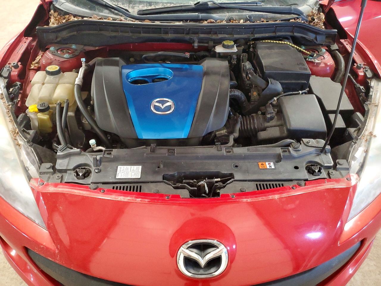 2013 Mazda Mazda3 Red vin: JM1BL1LP7D1721334