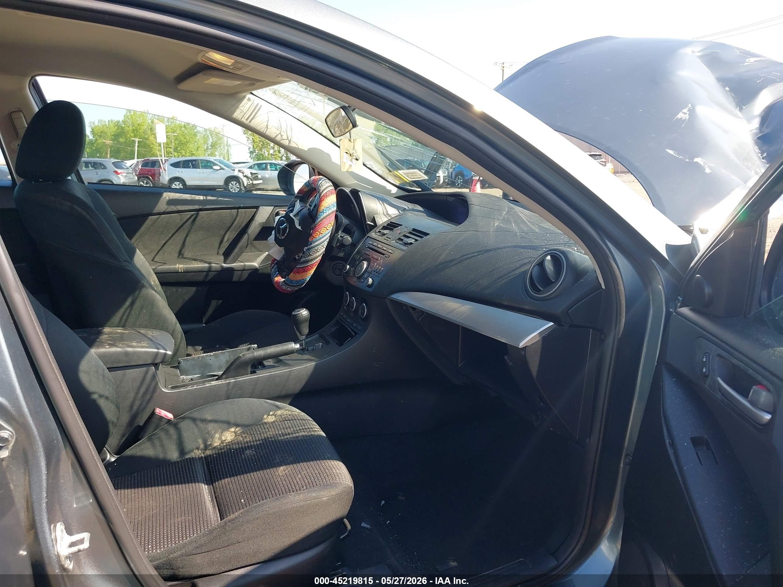 2013 Mazda Mazda3 I Touring Gray vin: JM1BL1LP7D1790041