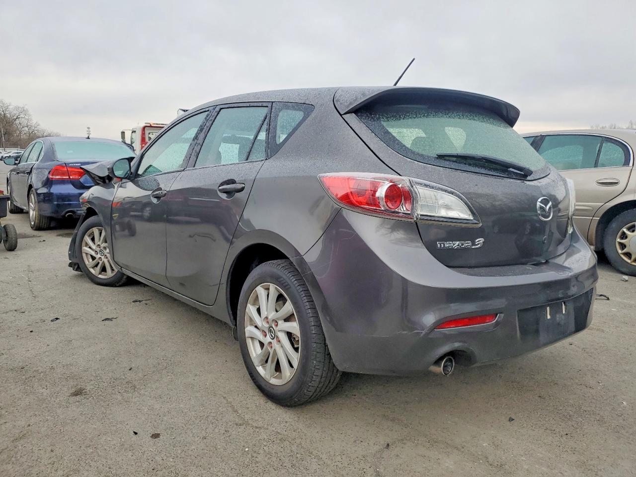 2013 Mazda 3 I Серый vin: JM1BL1LPXD1754926