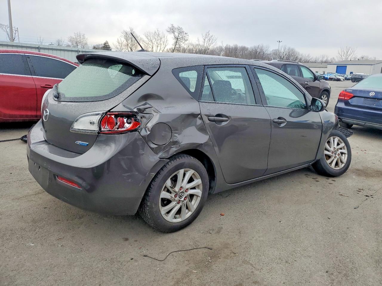 2013 Mazda 3 I Серый vin: JM1BL1LPXD1754926