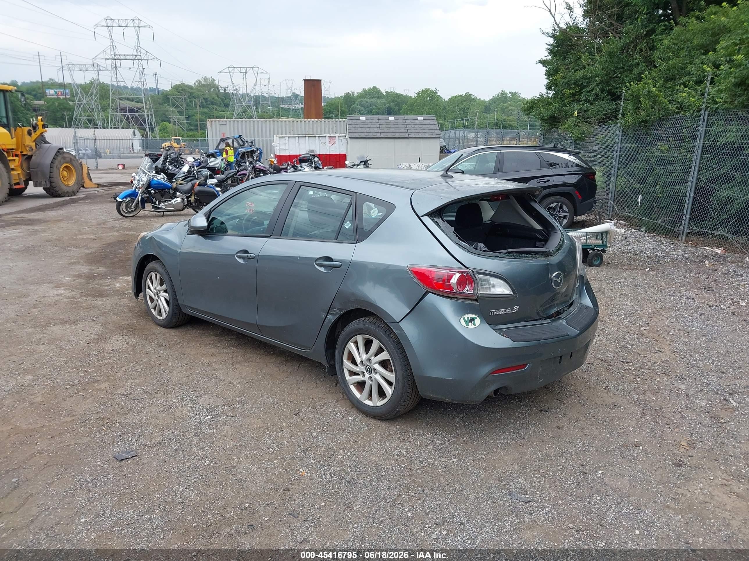 2013 Mazda Mazda3 I Touring Teal vin: JM1BL1LPXD1755879