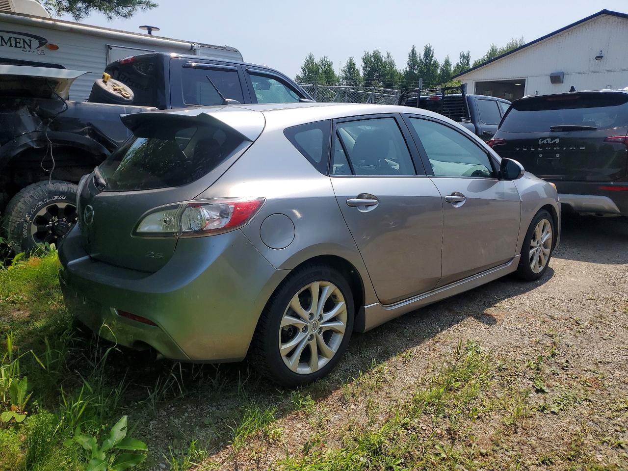 2011 Mazda 3 S Gray vin: JM1BL1M51B1369264