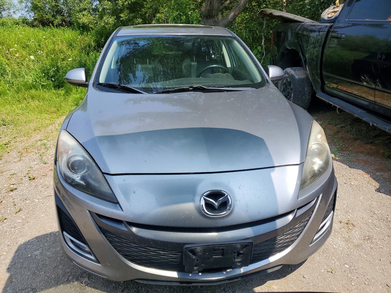 2011 Mazda 3 S Gray vin: JM1BL1M51B1369264