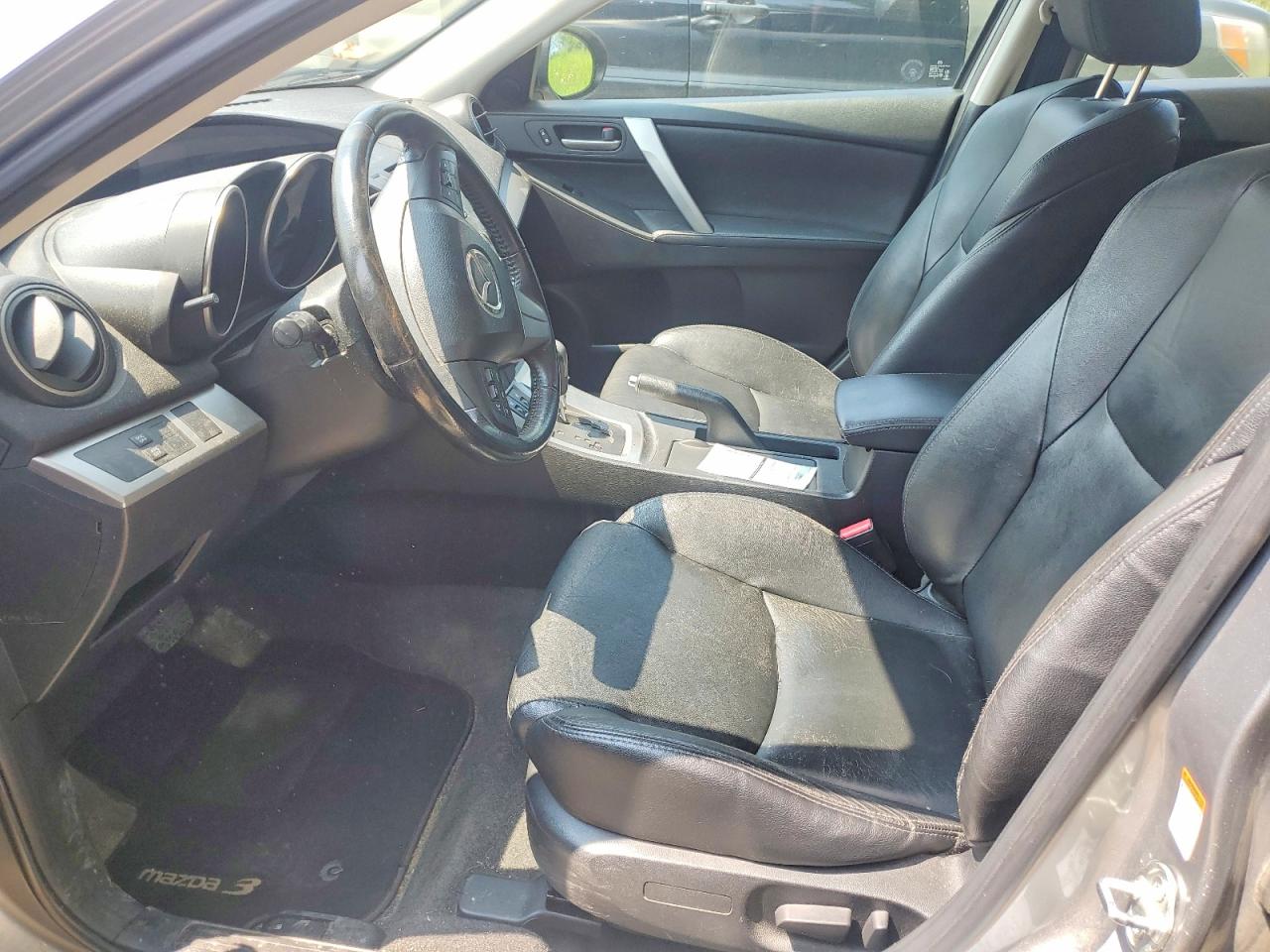 2011 Mazda 3 S Gray vin: JM1BL1M51B1369264