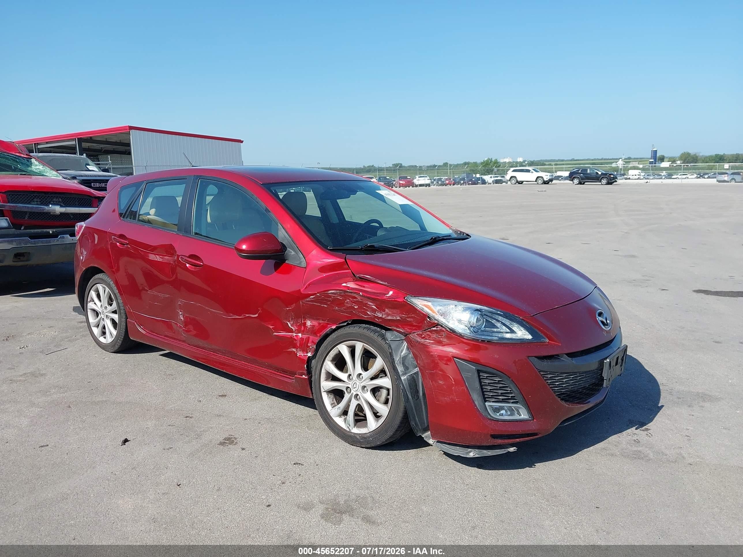 2011 Mazda Mazda3 S Grand Touring Maroon vin: JM1BL1M52B1435675